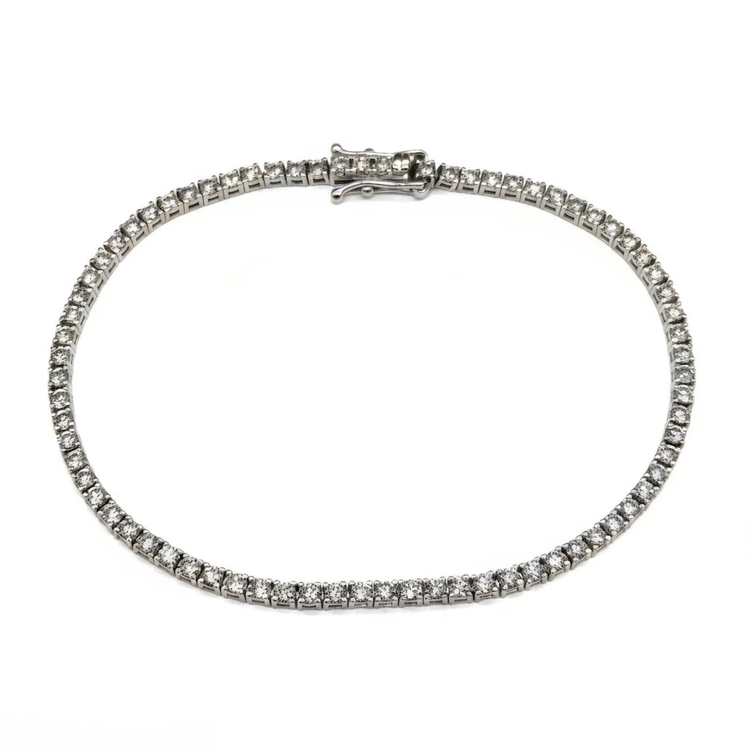 "Ligne" Bracelet in White Gold and Diamonds