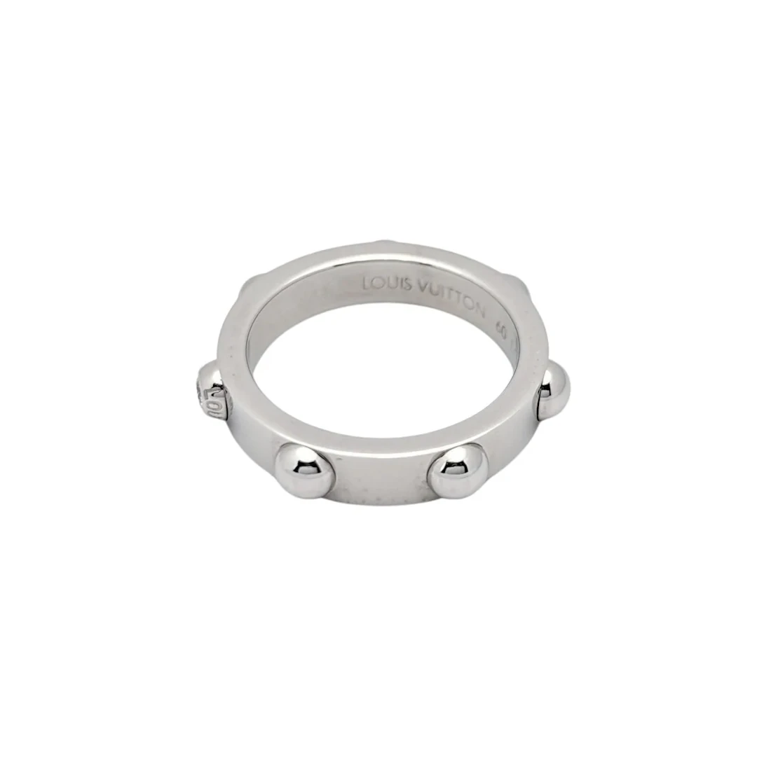 "Clous" ring signed Louis Vuitton in white gold and diamonds
