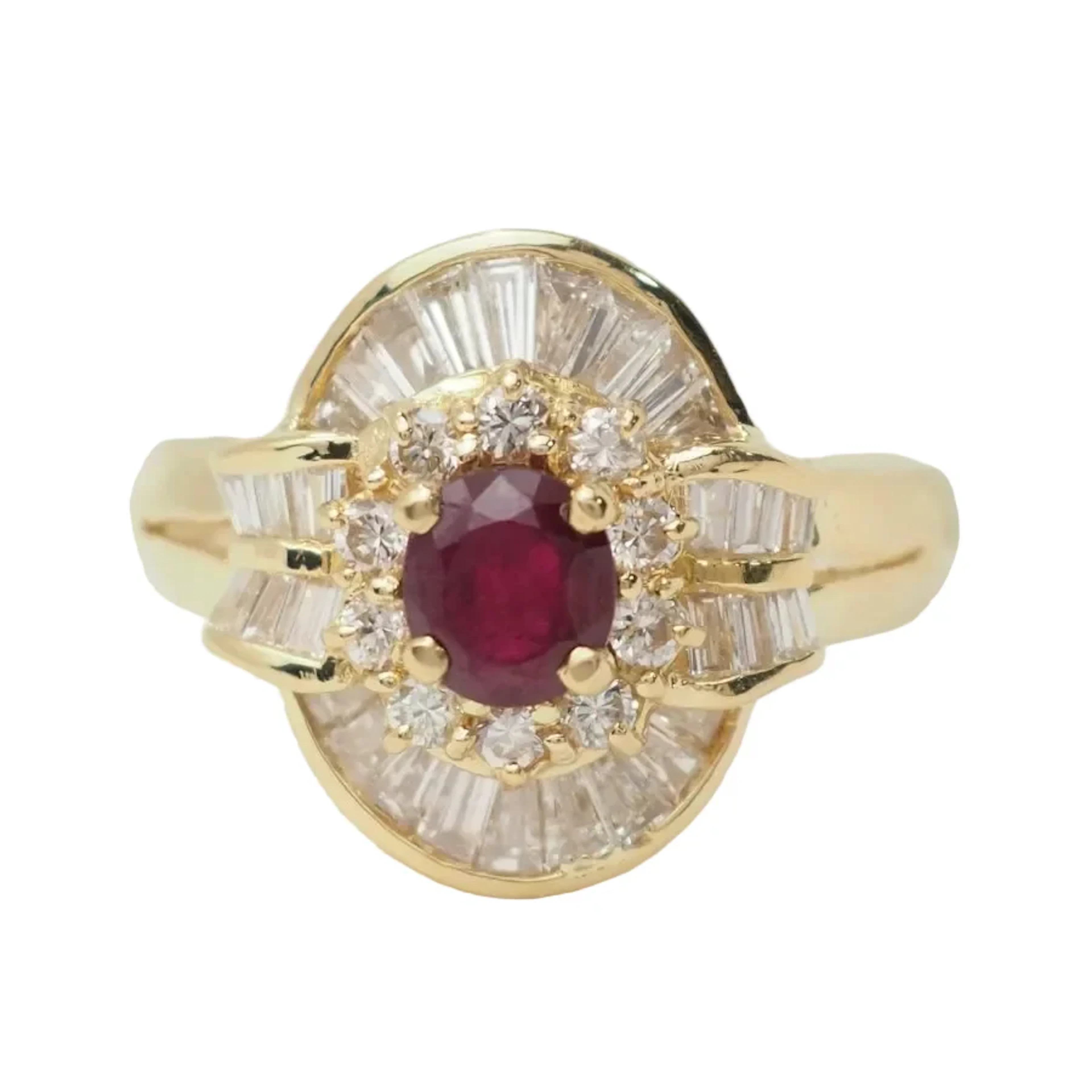 Ring Surroundings in yellow gold, ruby and diamonds