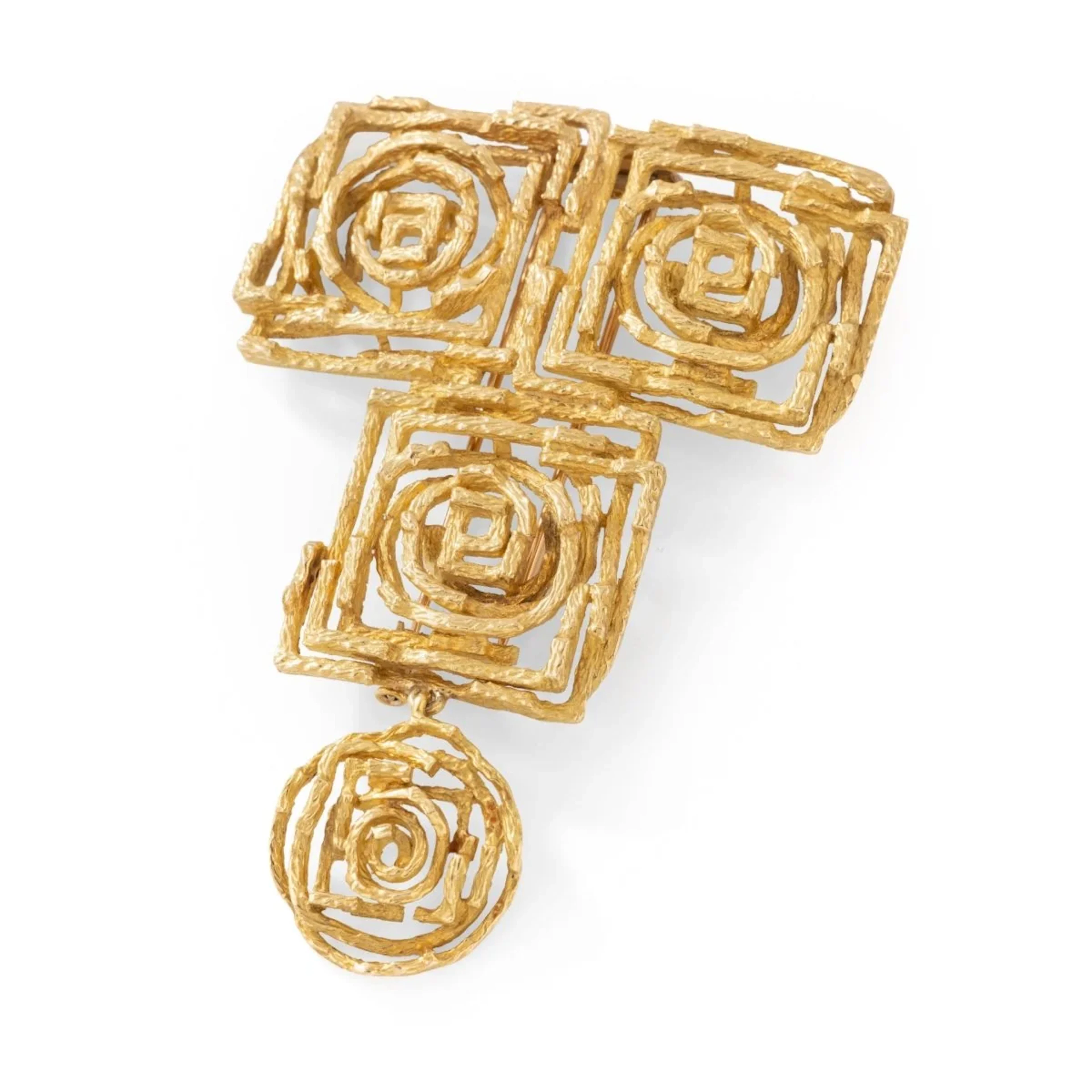 CHAUMET "Labyrinth" brooch in yellow gold