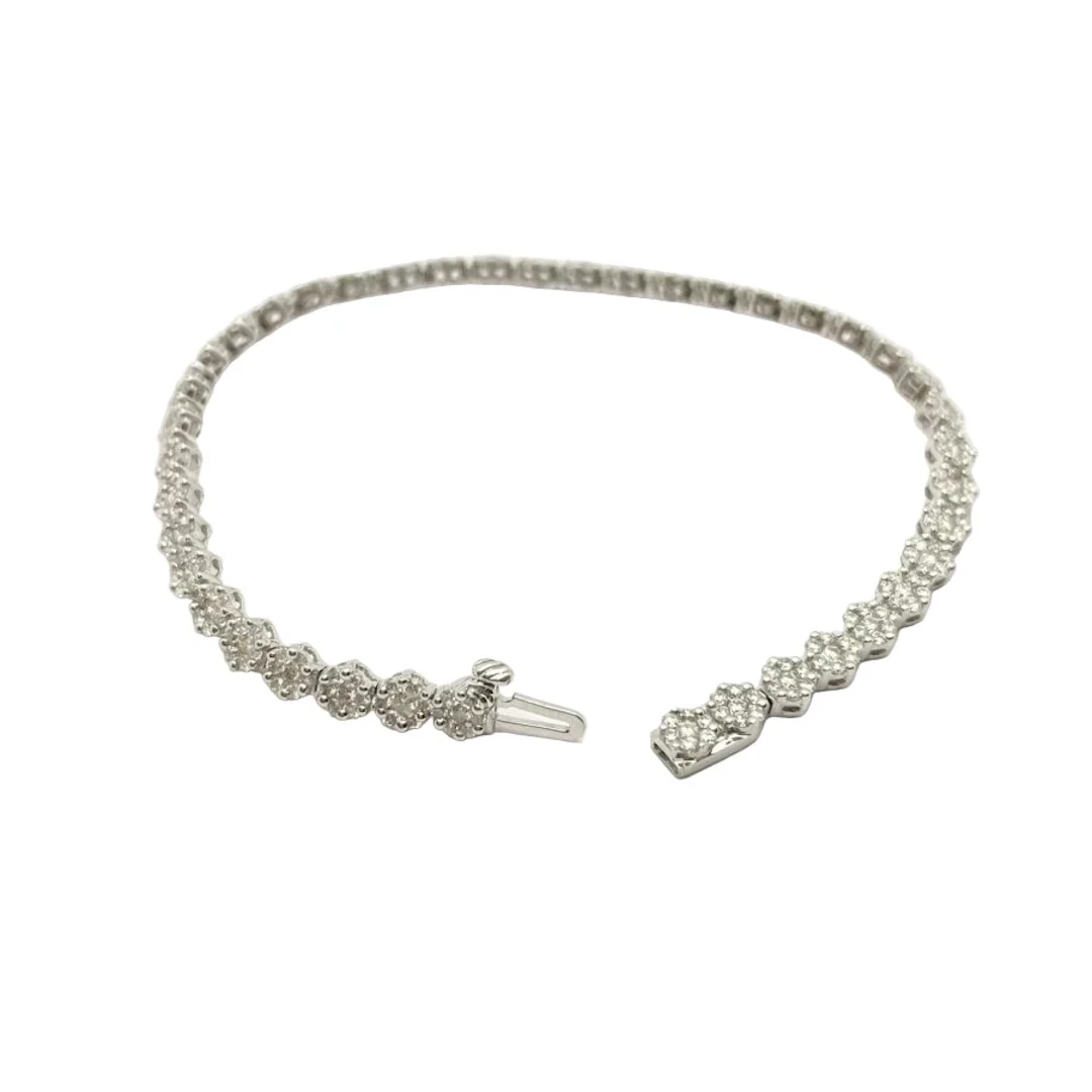 Ligne bracelet in white gold and diamonds