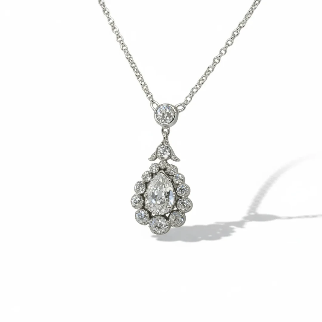 White Gold and Diamond Pendant Necklace