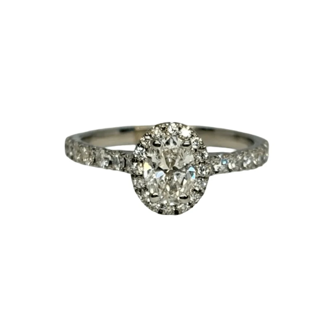 White Gold Solitaire Ring with Diamonds