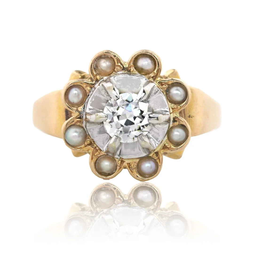 Pompadour ring in rose gold, pearls and diamond