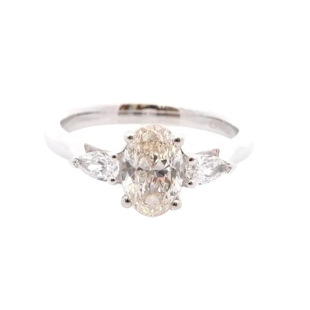 Ring Trilogy in paltinium and diamonds