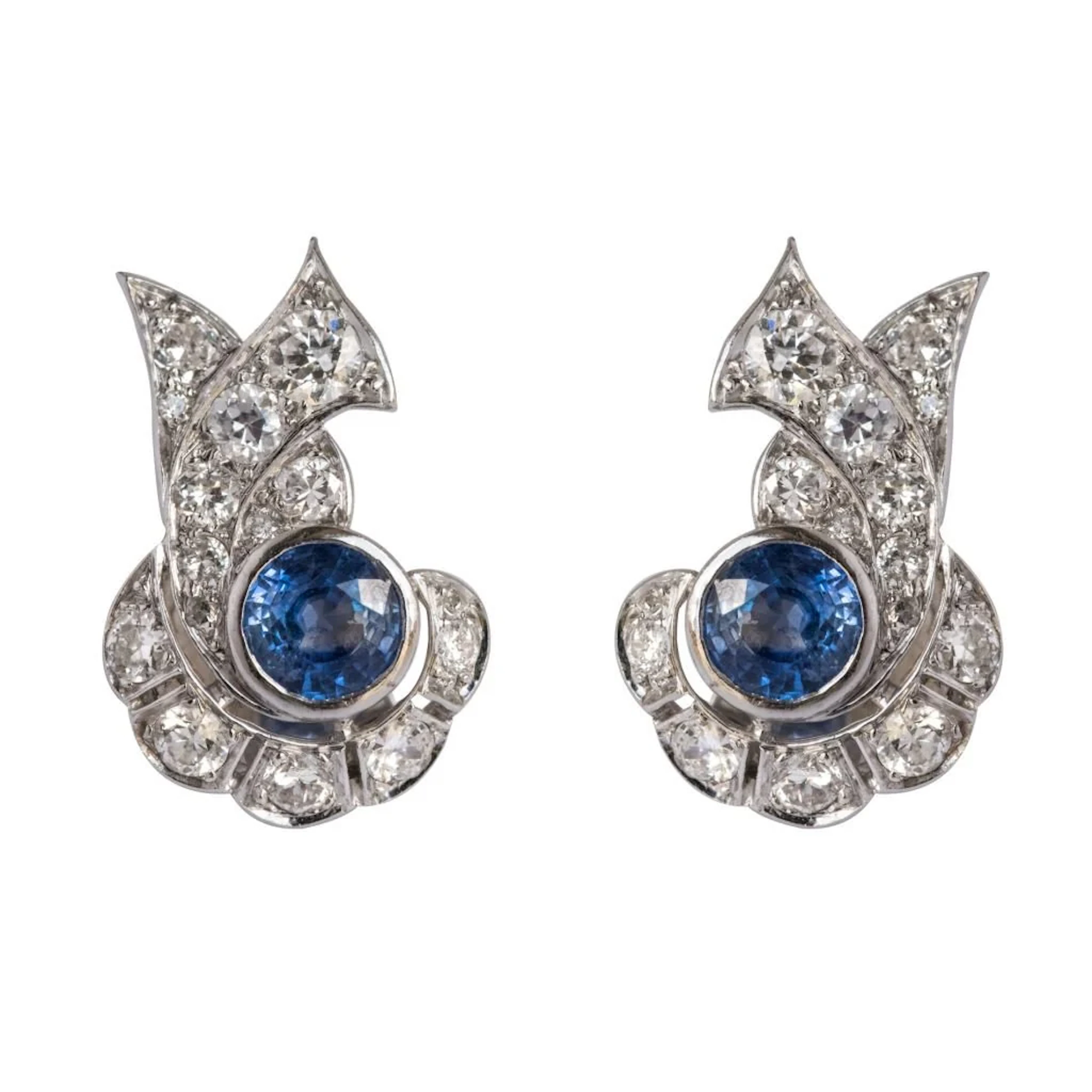 Earrings Clips in white gold, paltinium, sapphires and diamonds