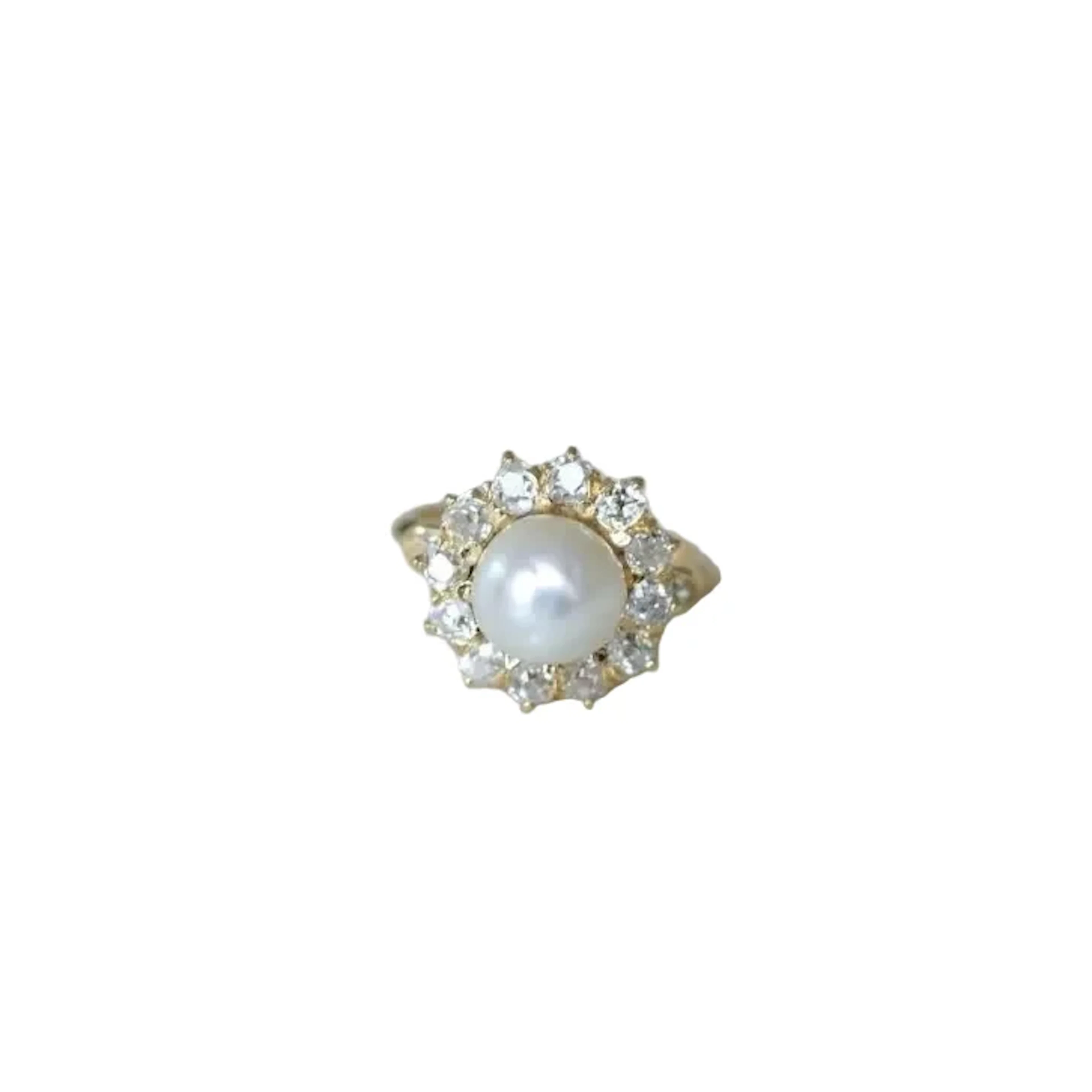 Daisy diamond and fine pearl ring