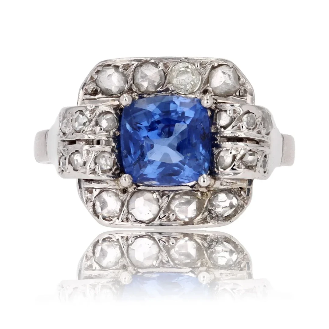 Ring Surroundings in paltinium, sapphire and diamonds