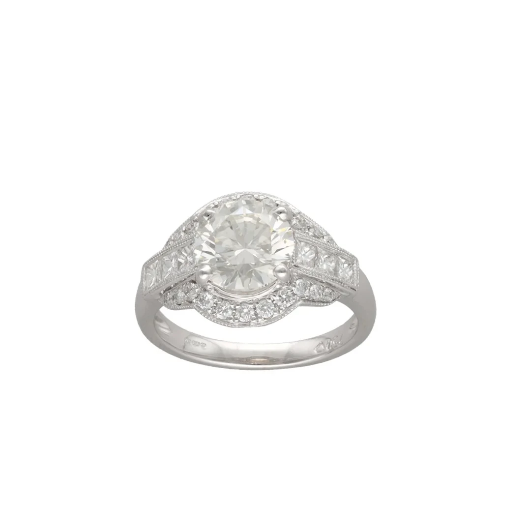 Solitaire diamond 2.20 ct K-SI2 HRD & diamonds 0.71 ct G-VS - 18k