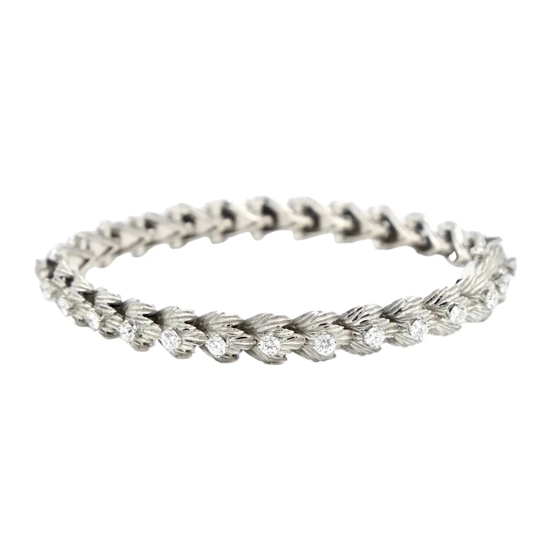 Bracelet Line in white gold and diamonds