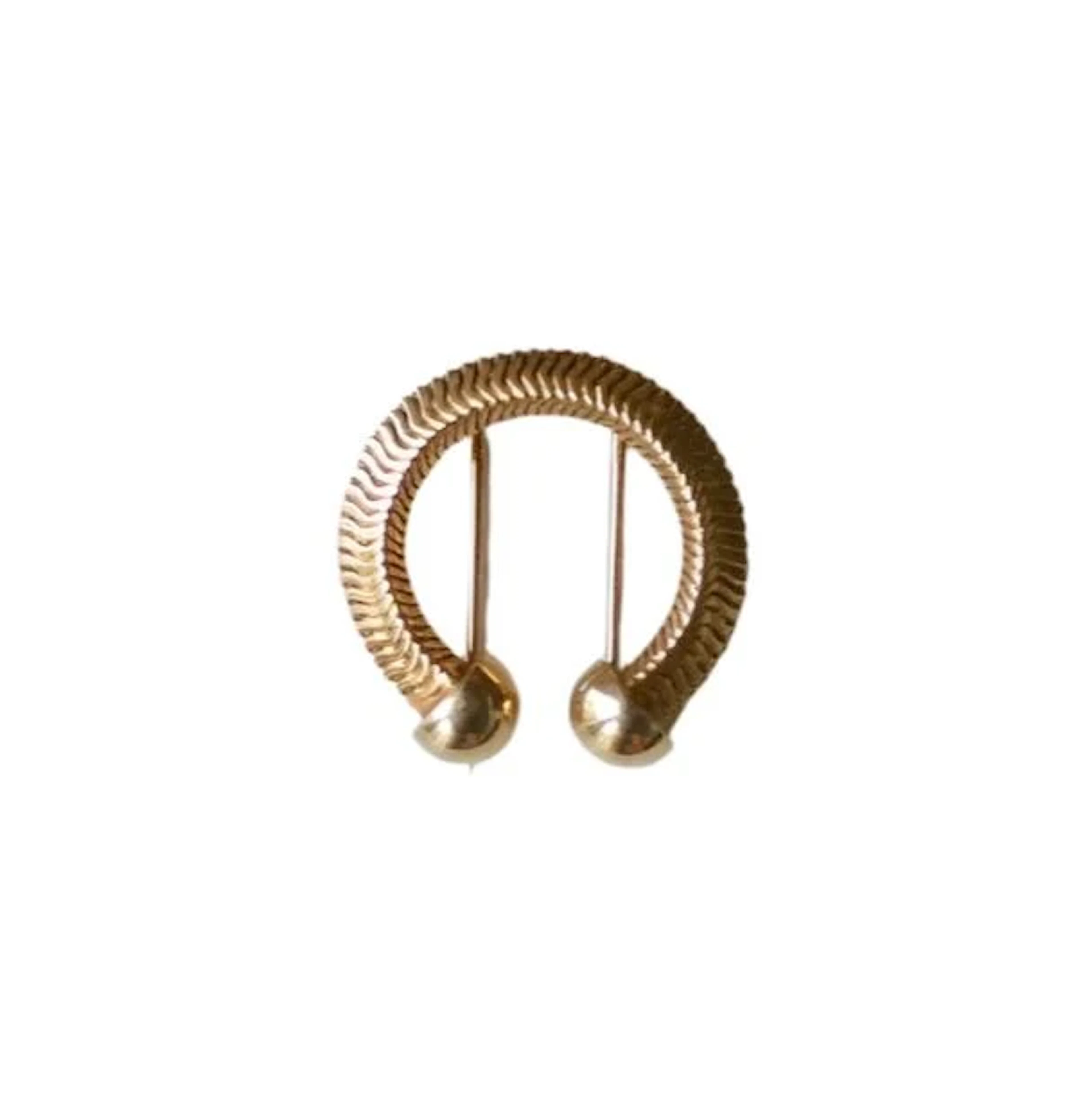 Brooch MELLERIO in yellow gold and pink