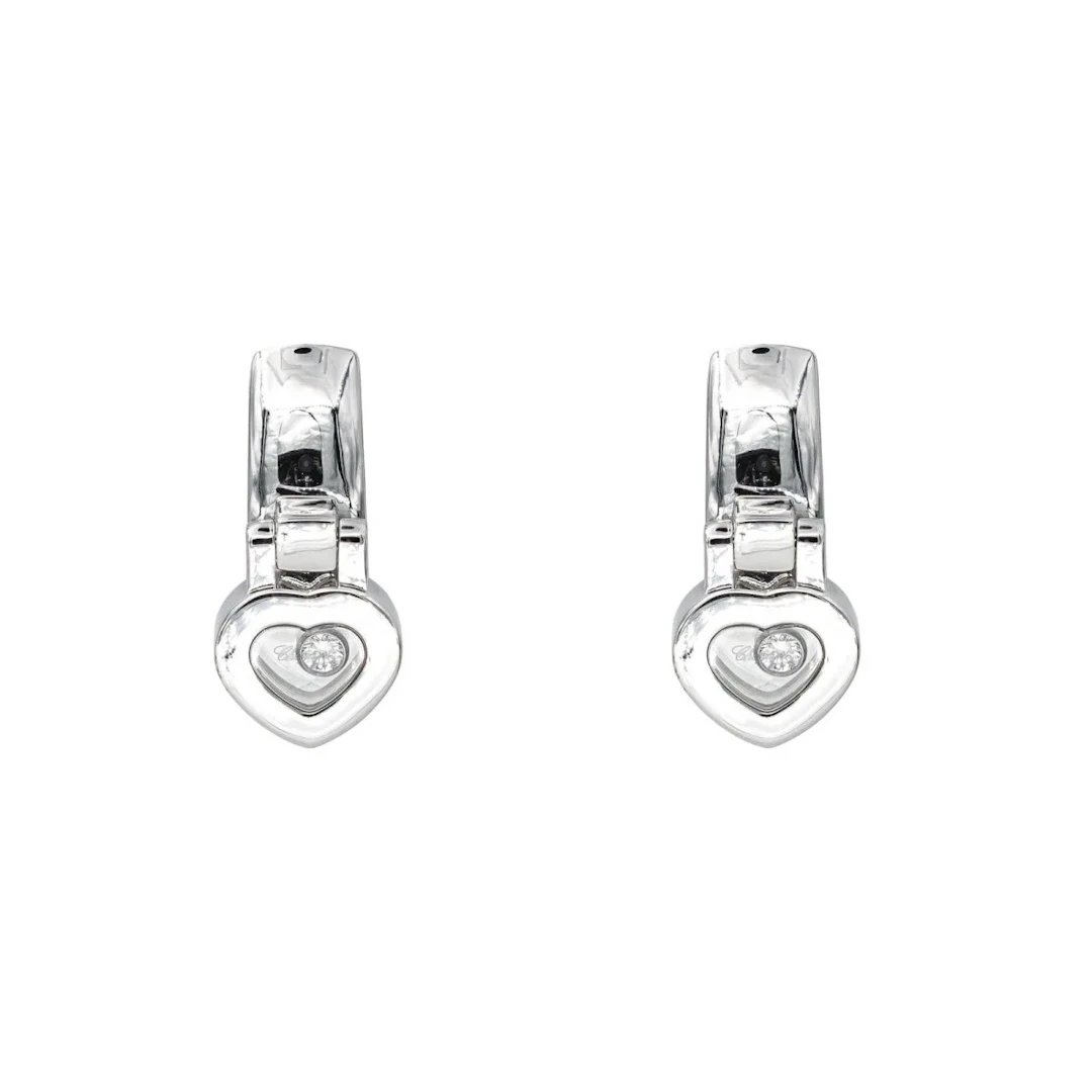 Chopard "Happy Diamonds" sleeper earrings in white gold and diamonds