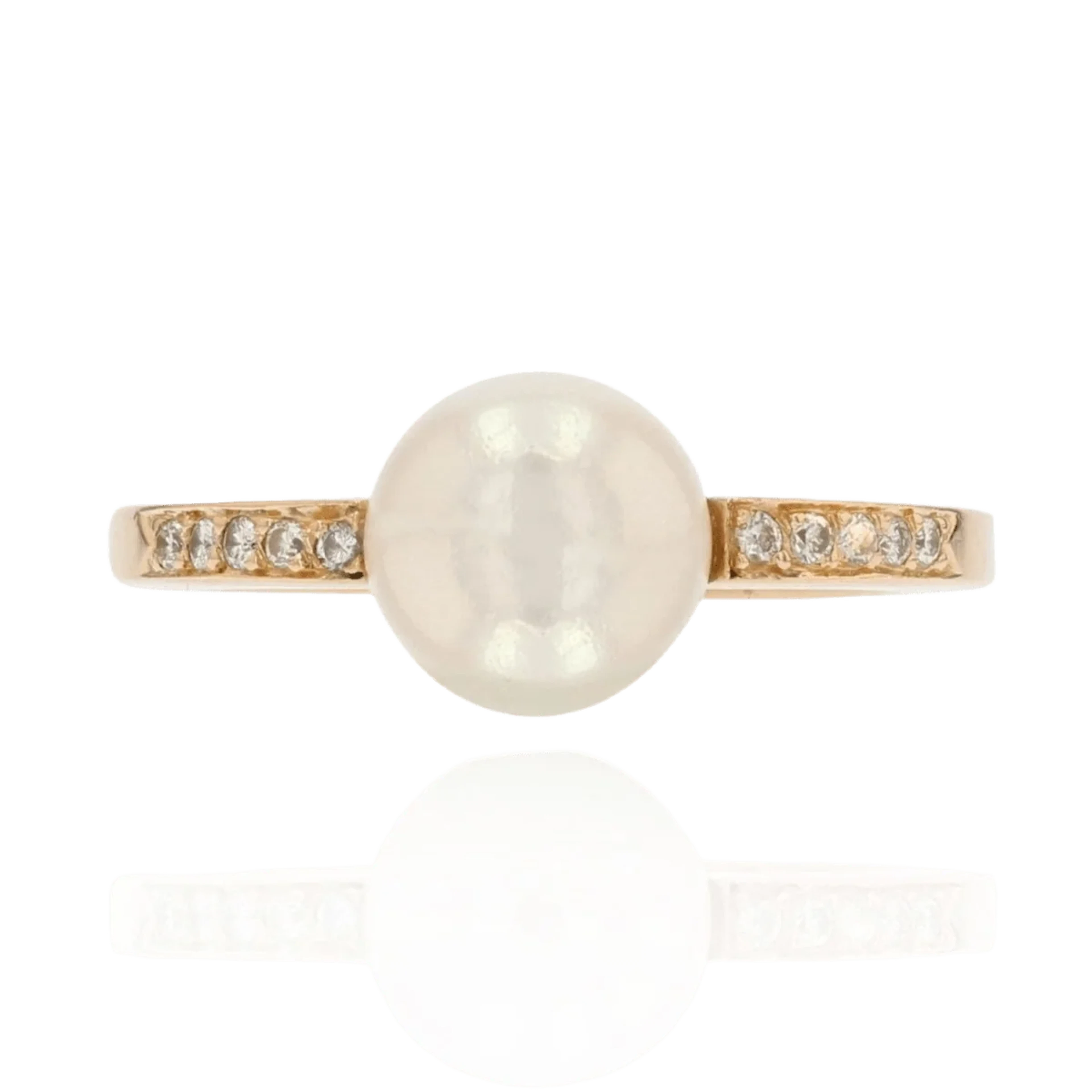 Solitaire ring in yellow gold, pearl and diamonds