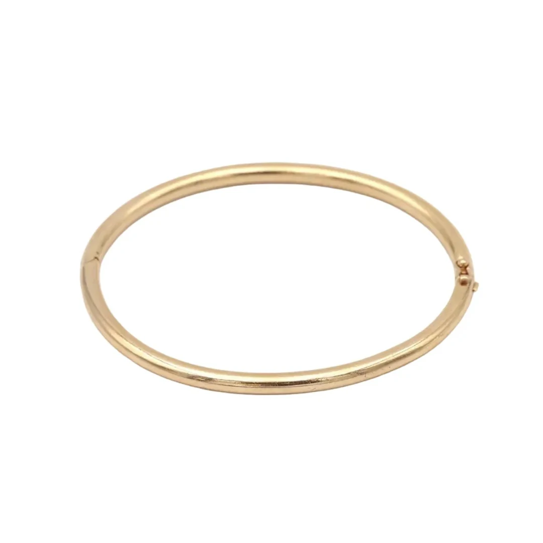 Yellow gold bangle bracelet