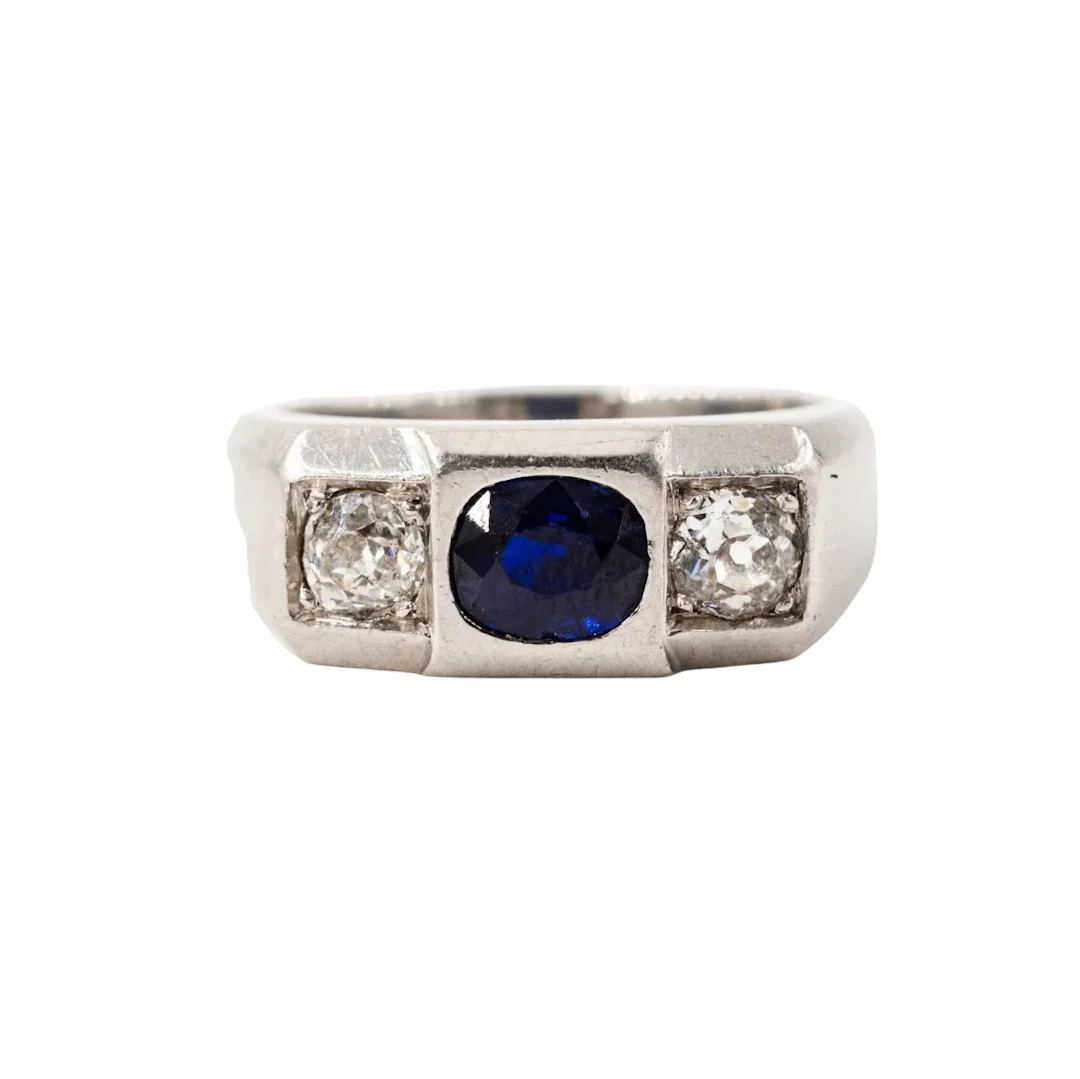 LOUIS HEISSLER Art Deco Tank Ring in platinum, sapphire, and diamonds