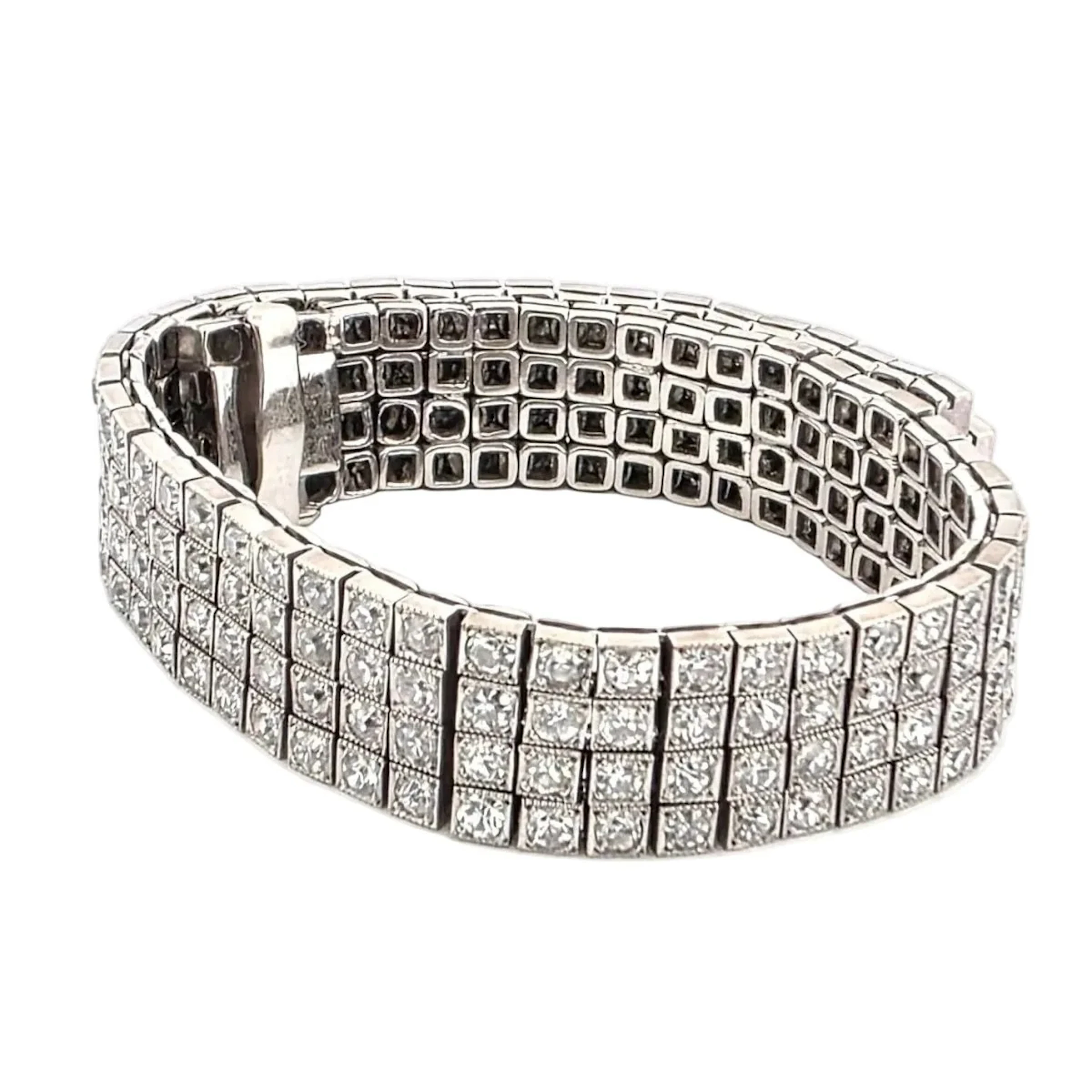 Bracelet Ligne S.J PHILLIPS LTD. in Platinum and Diamonds