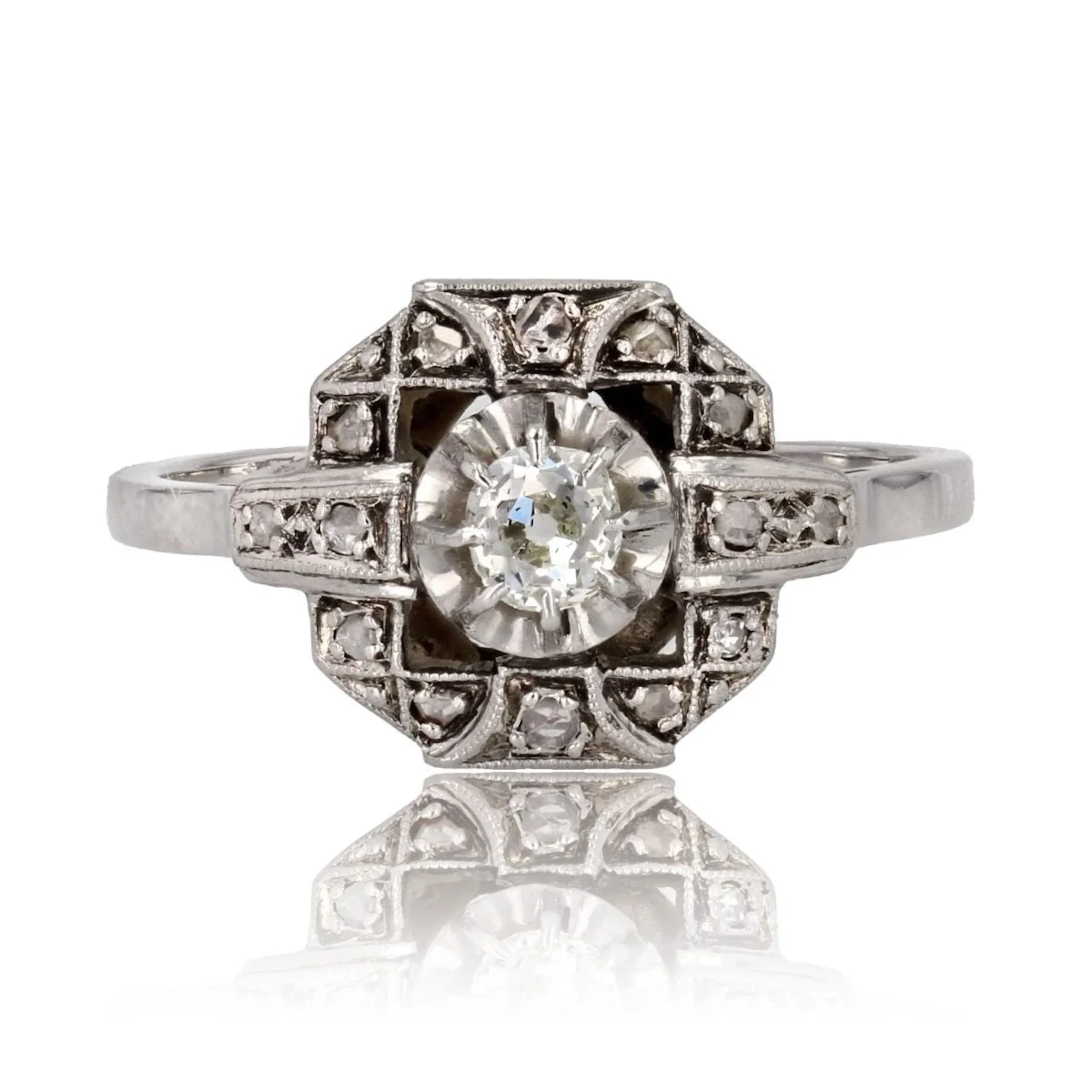 Bague Entourage en or blanc, platine et diamants