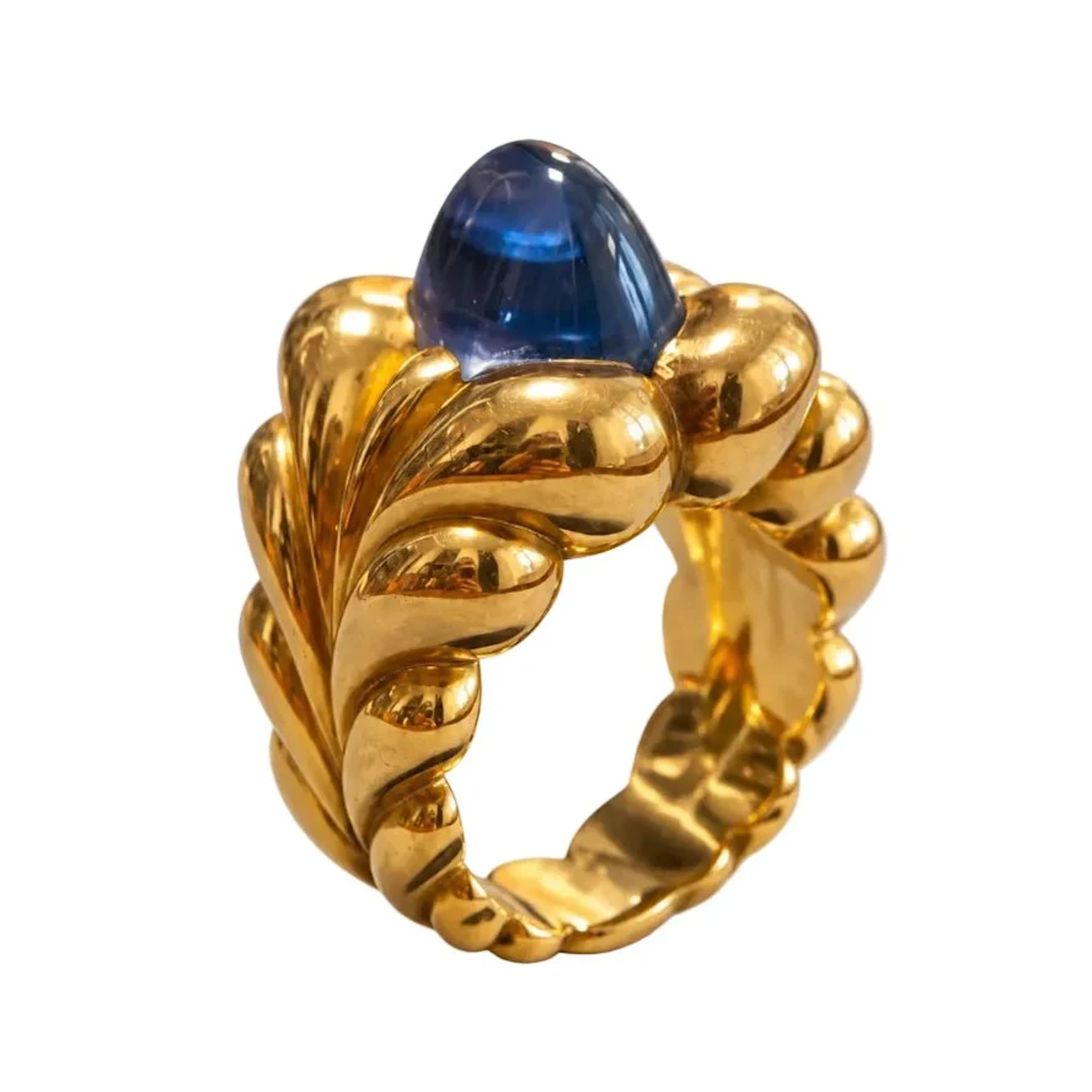 Bague Cocktail en or jaune et saphir