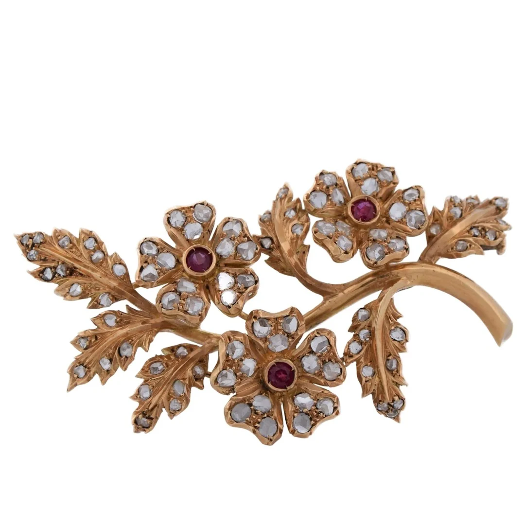 Brooch Ruby and diamonds pin in yellow gold