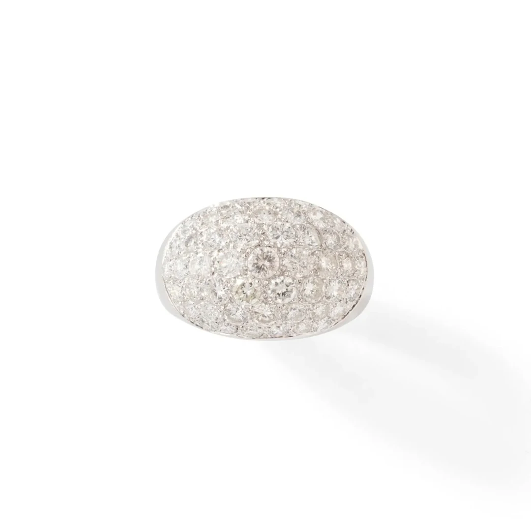 Dome ring in white gold and diamonds