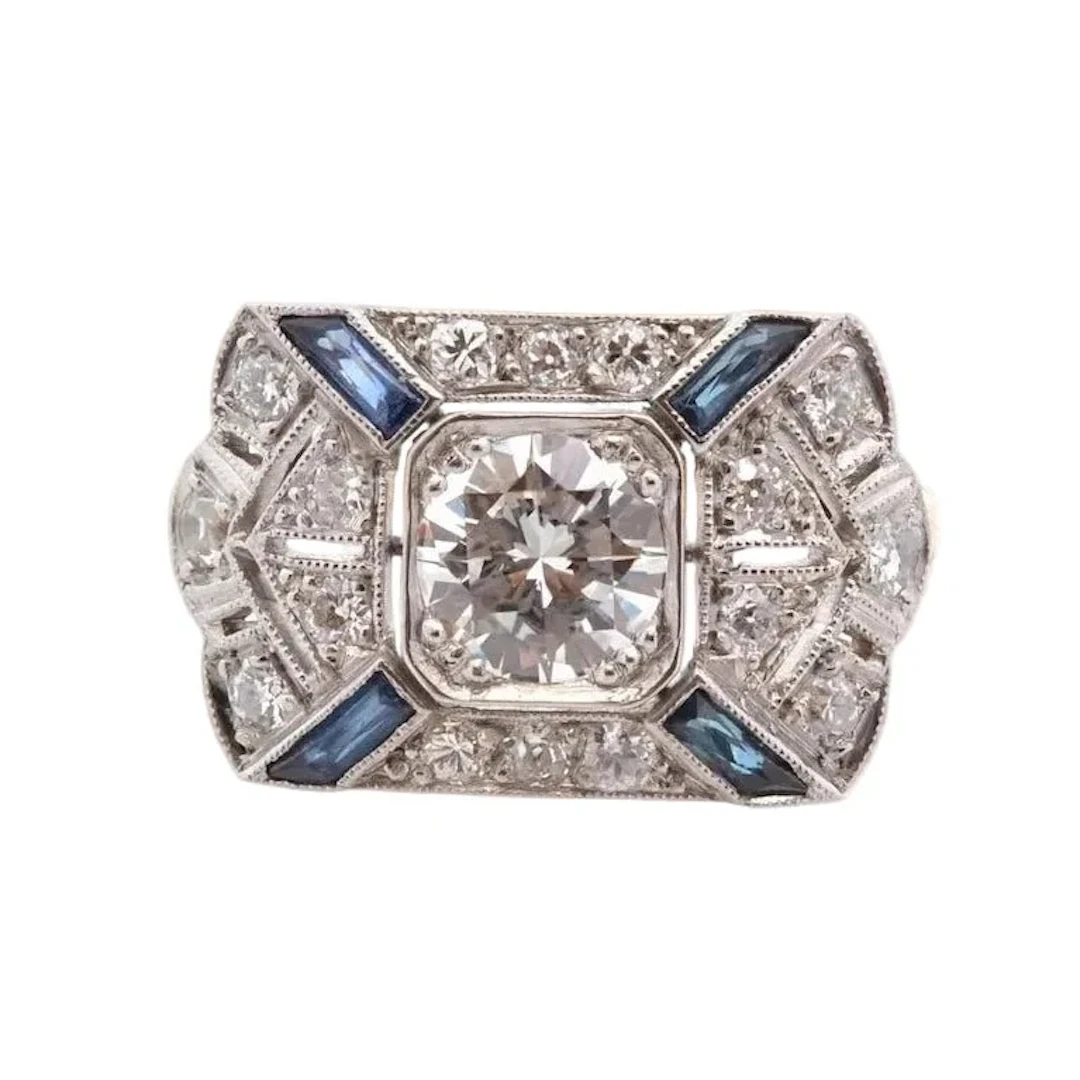 Entourage Ring in yellow gold, Platinum, sapphires, and diamonds