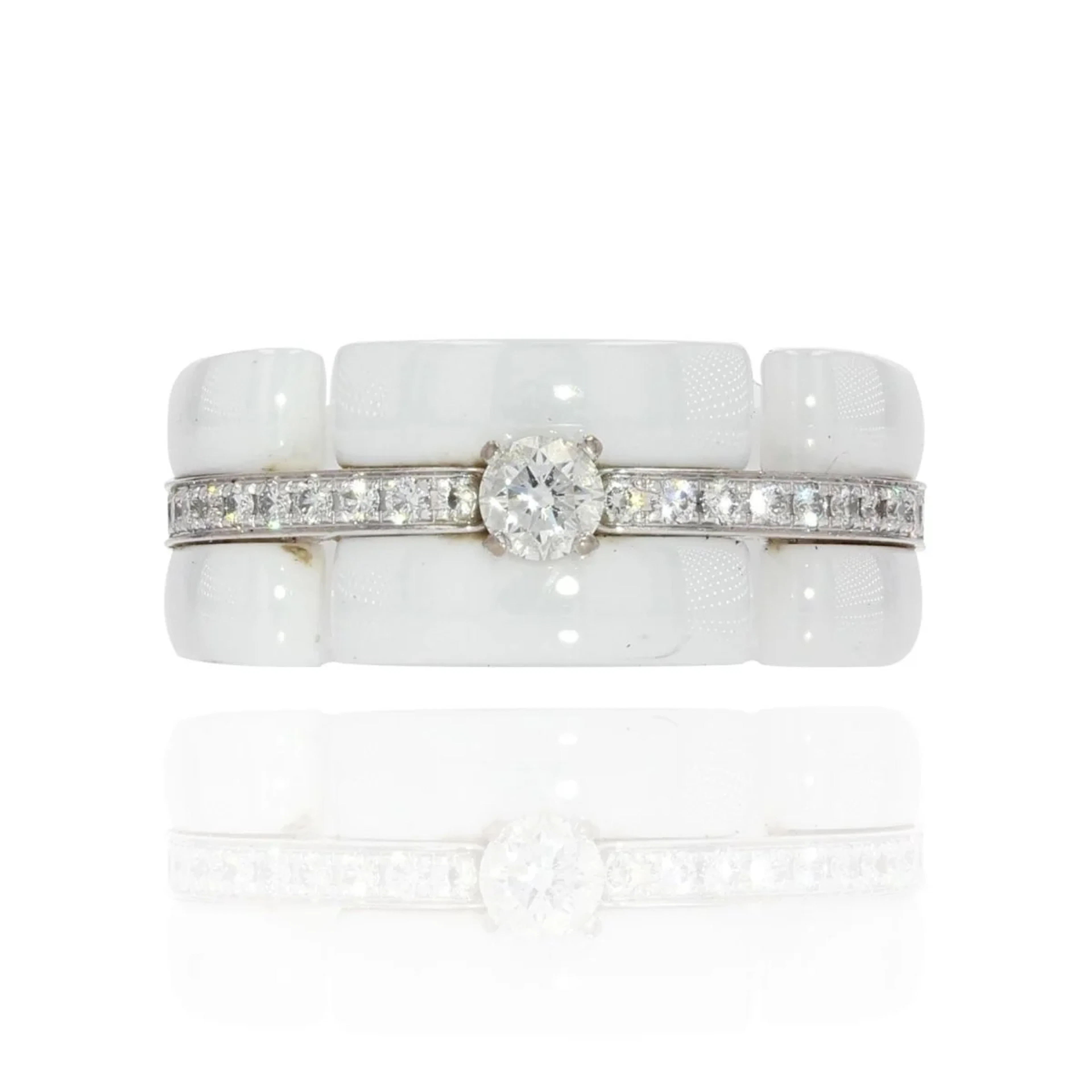 Ring CHANEL "Ultra" wedding ring in white gold, ceramic and diamonds