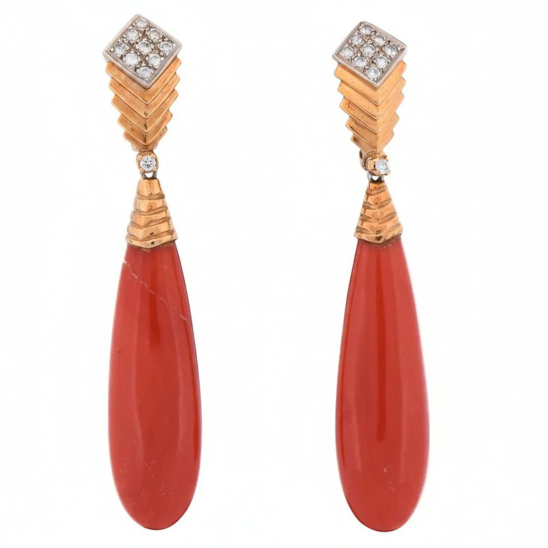 Earrings Pendants in yellow gold, coral and diamonds