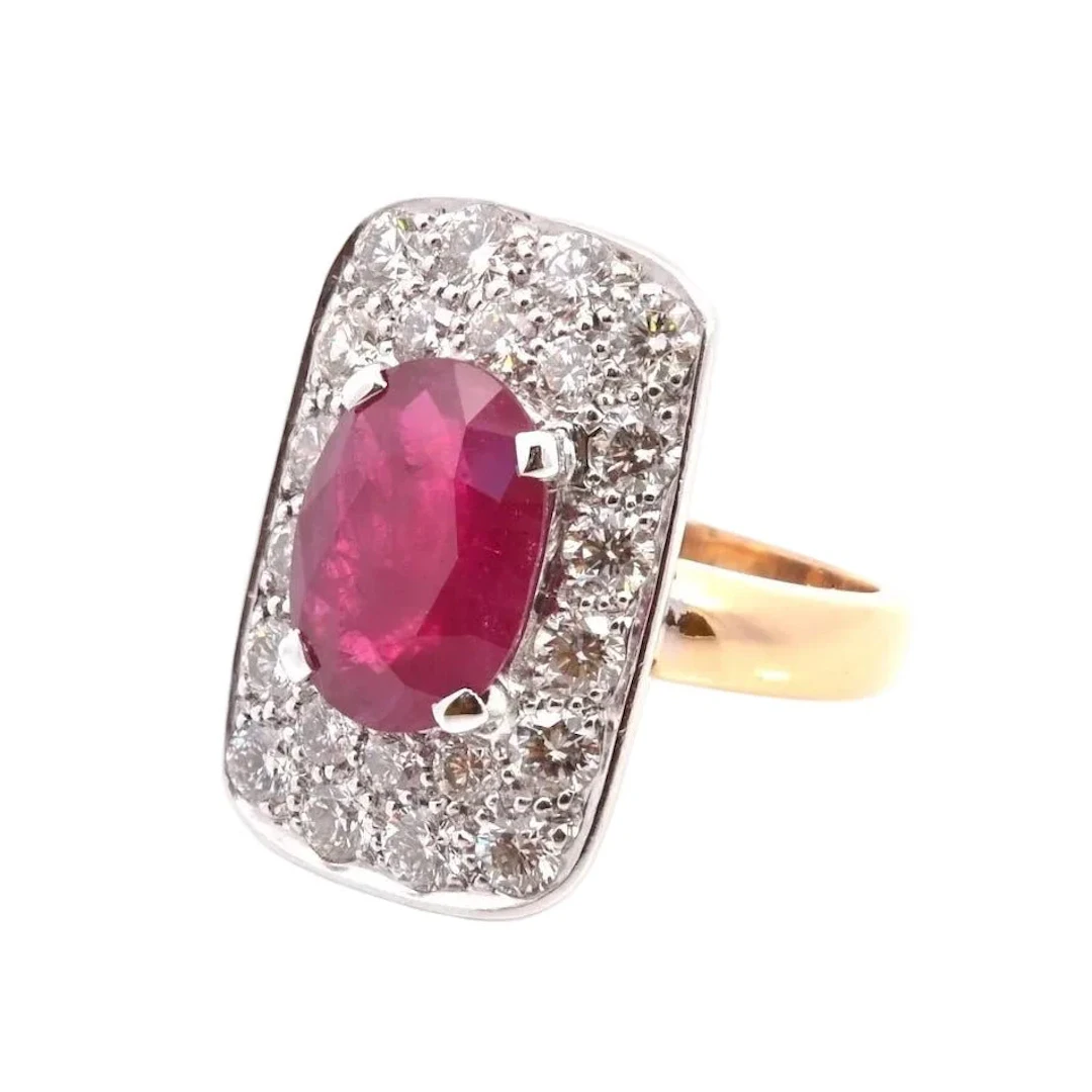 Entourage Ring in yellow gold, Platinum, Ruby, and Diamonds