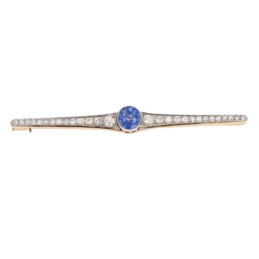 Barrette brooch in yellow gold, platinum, sapphire and diamonds