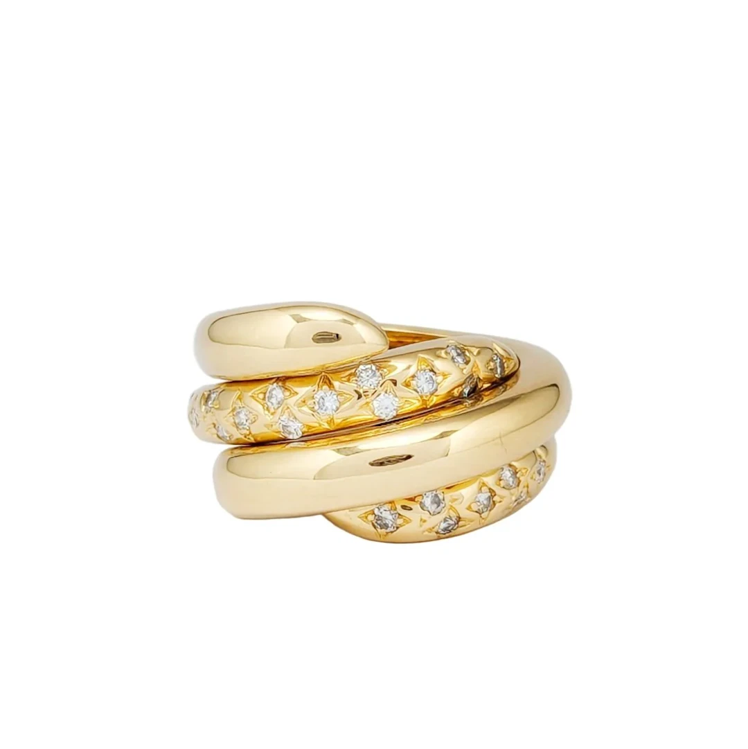 Chaumet “Tango” ring in 18-carat yellow gold with a diamond