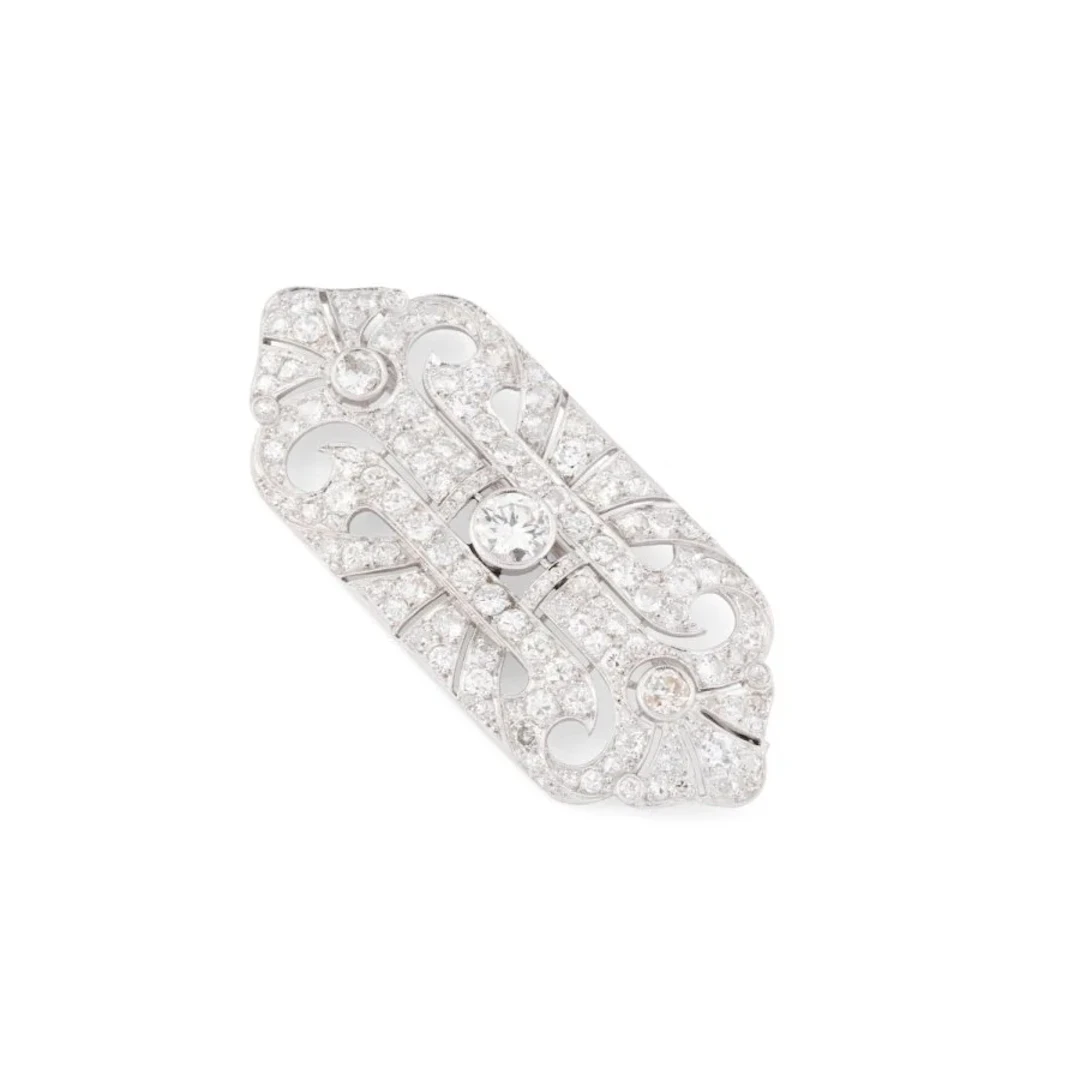 Art Deco pin brooch in white gold, platinum and diamonds