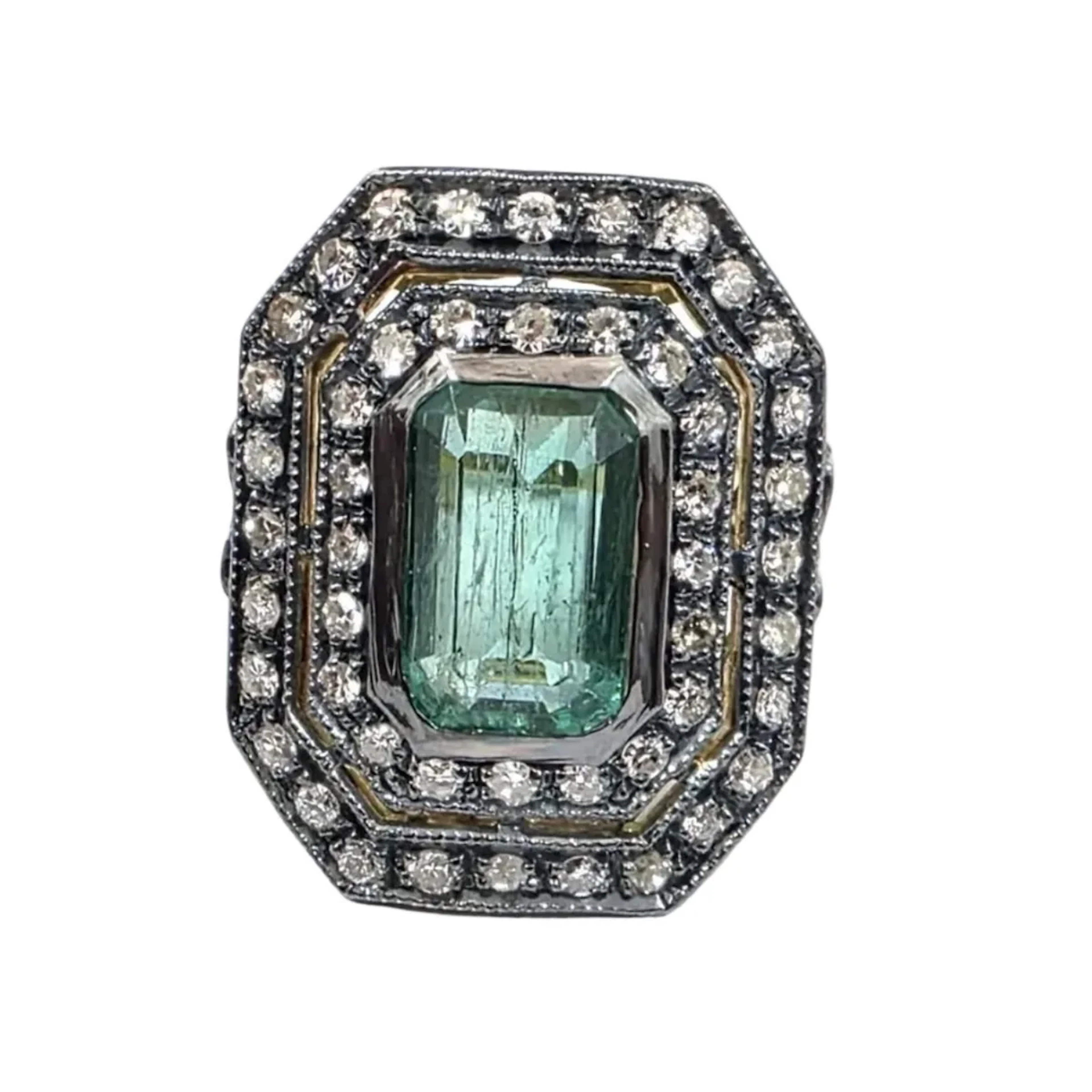 "Entourage" Ring in Yellow Gold, Emerald, and Diamonds