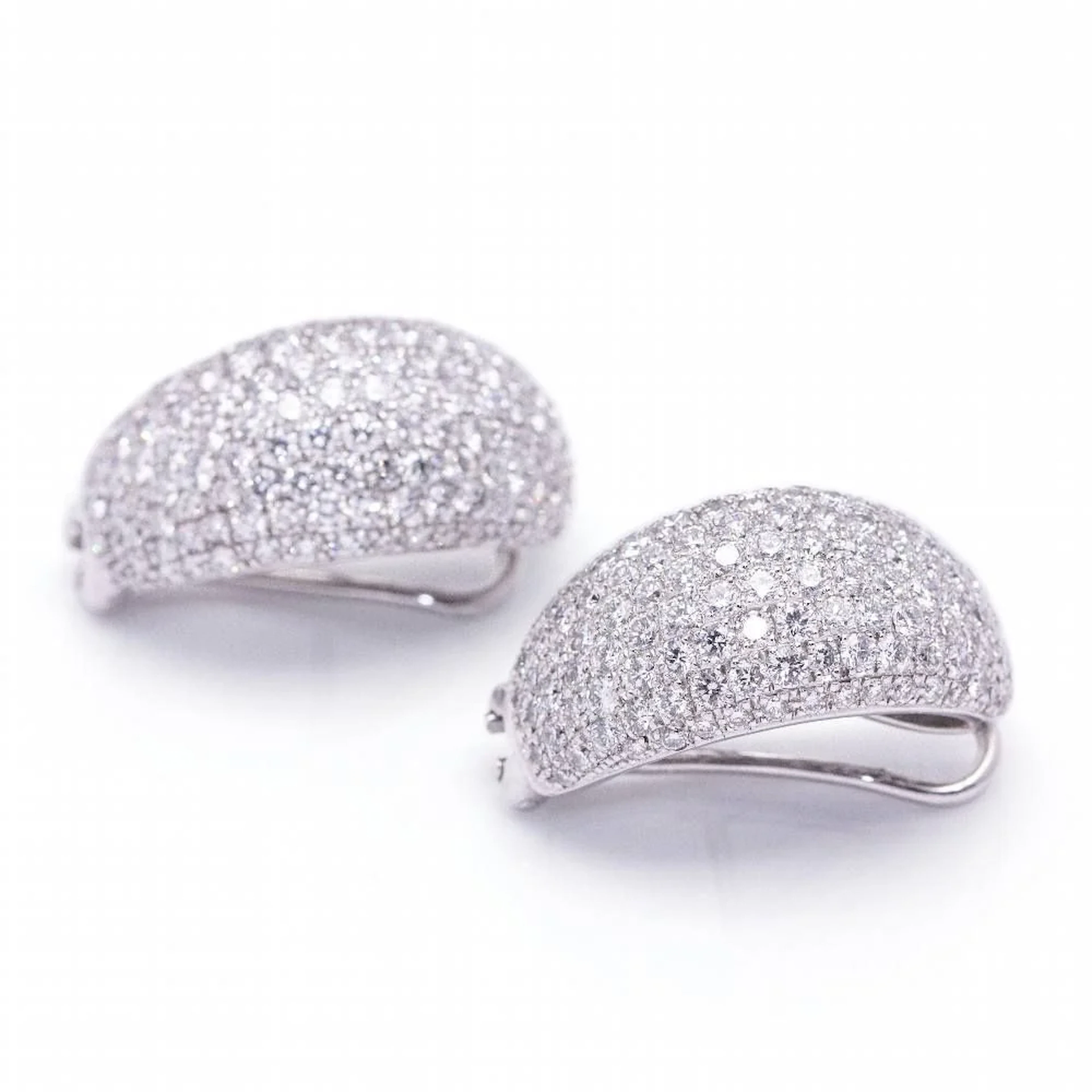 Earrings TAUBE in white gold set with diamonds