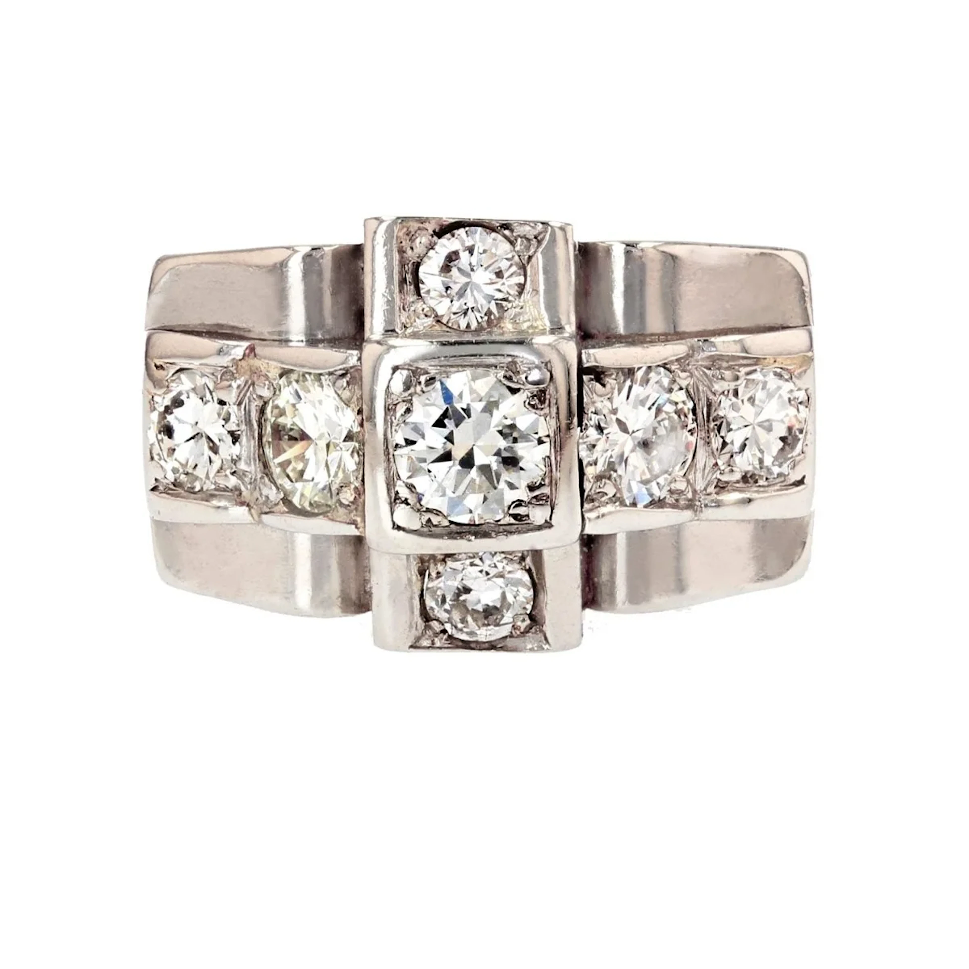 Tank ring in platinum and diamonds