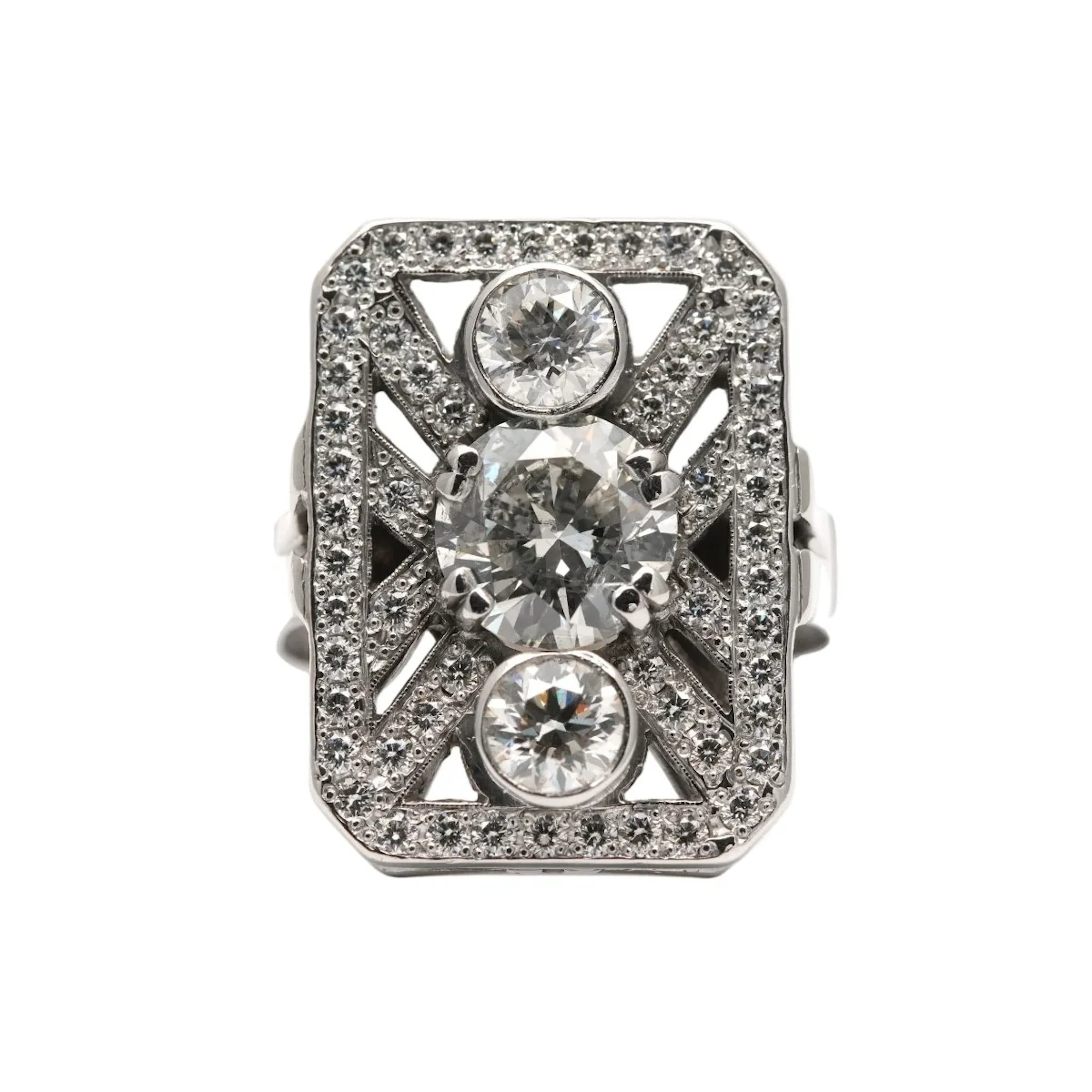 "Entourage" Ring in White Gold and Diamonds
