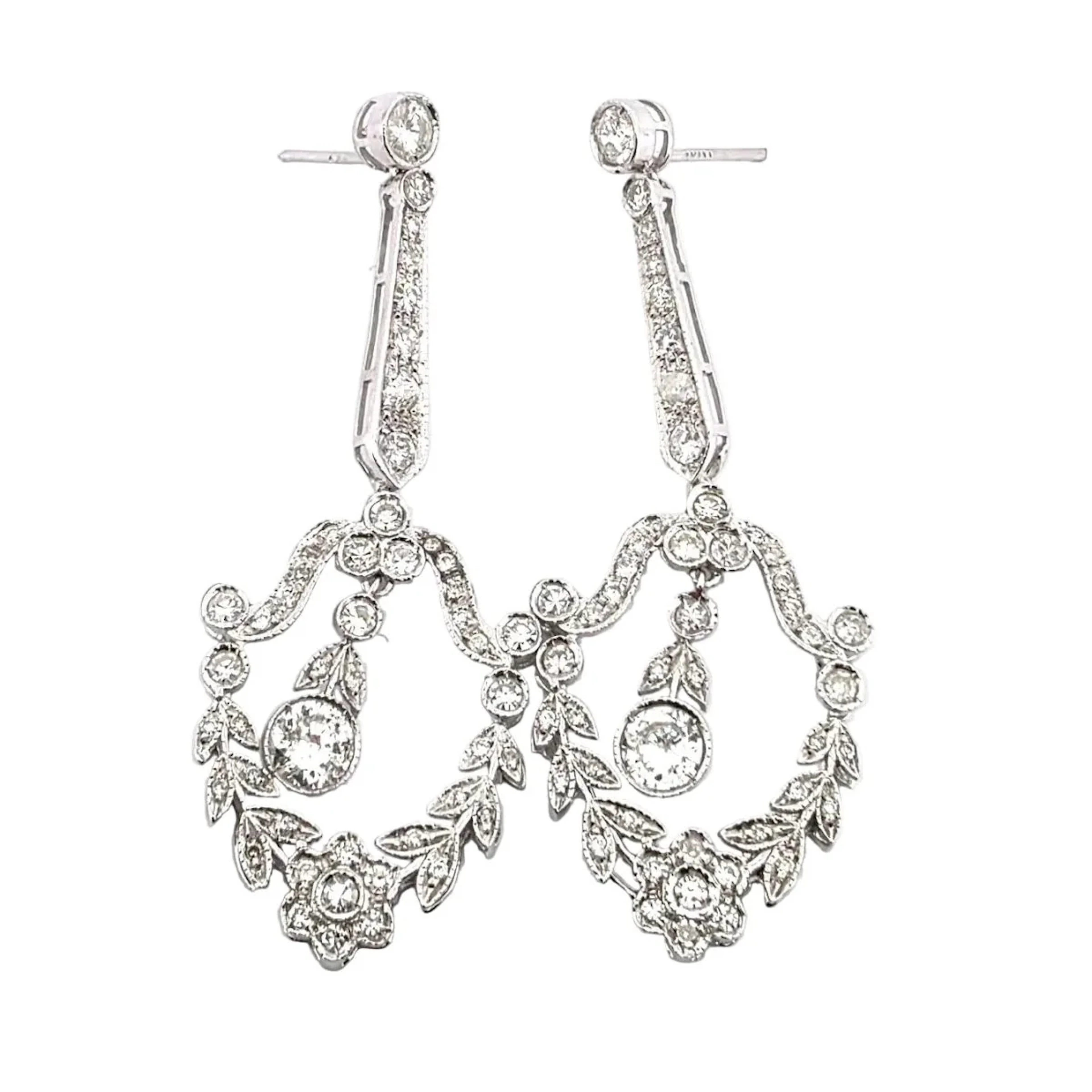 Boucles d'oreilles Pendantes en or blanc et diamants