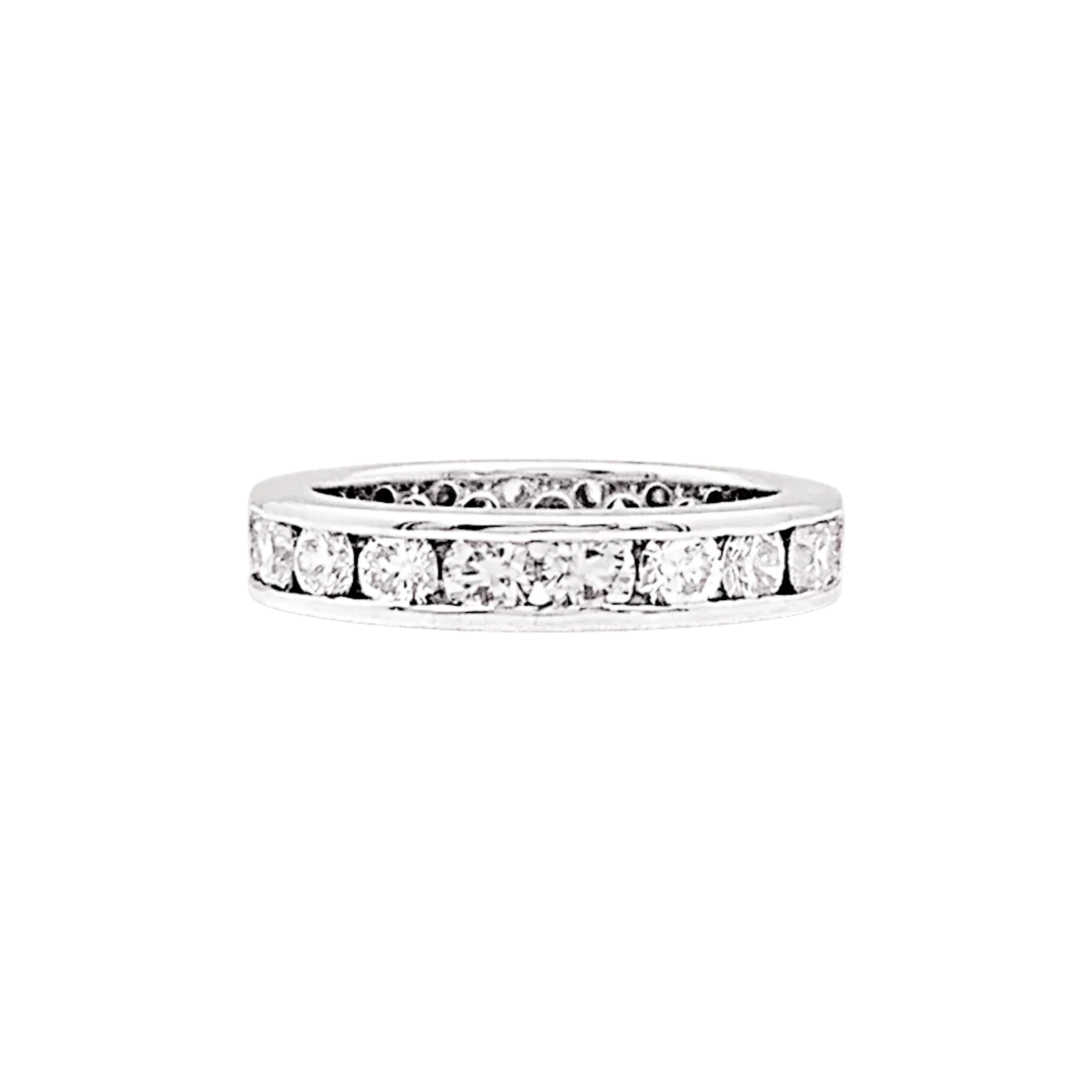 Bague Alliance en or blanc et diamants