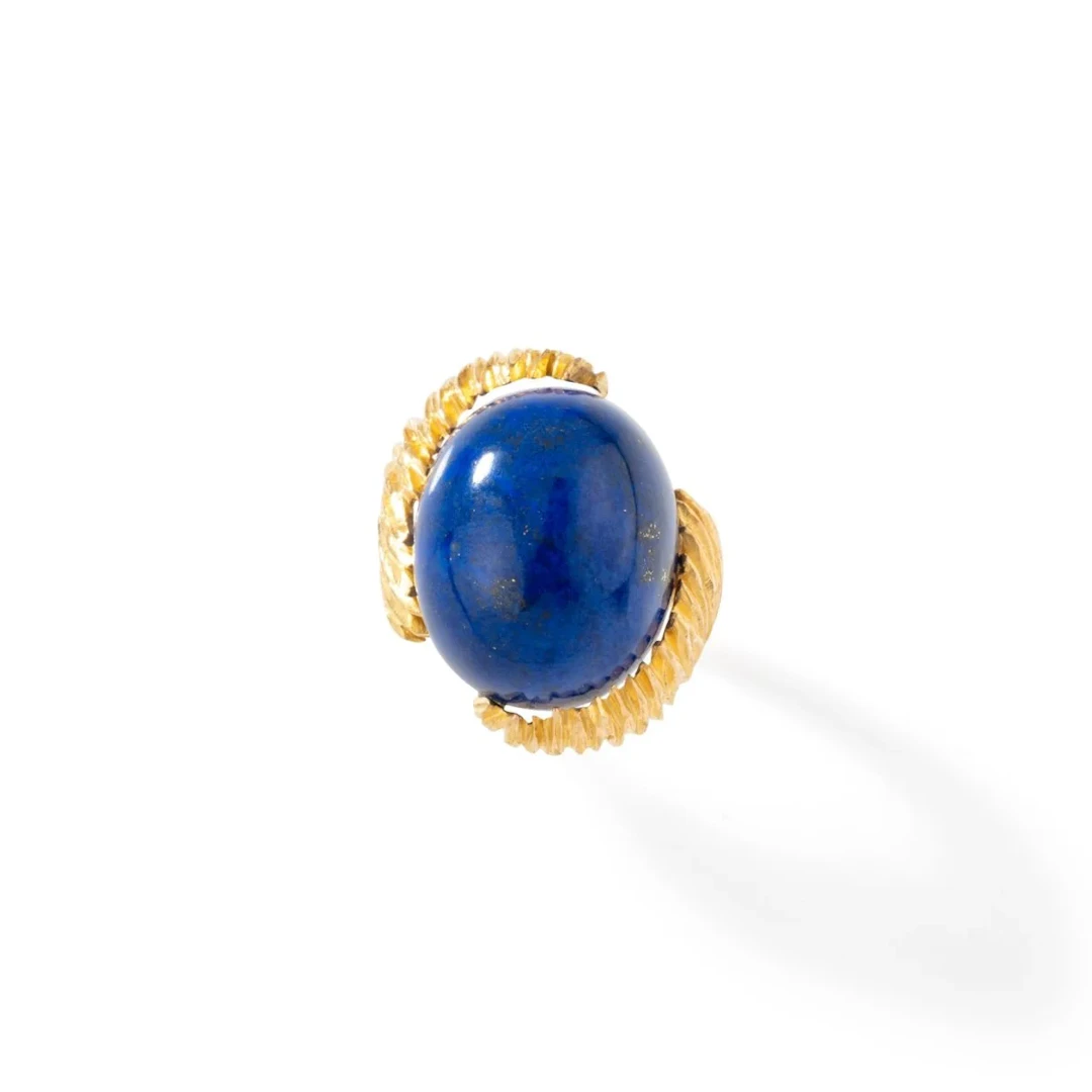 VACHERON CONSTANTIN dome ring in yellow gold and lapis lazuli