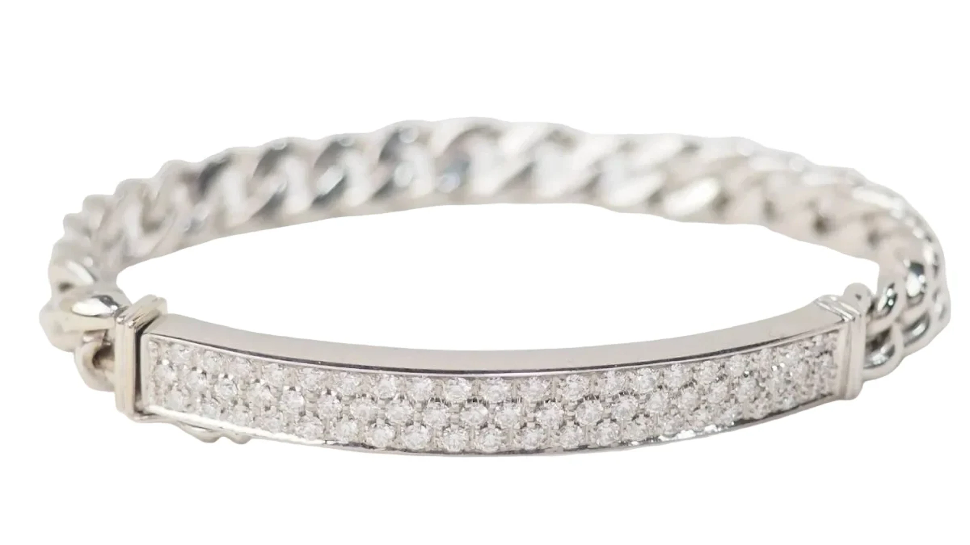 Bracelet Soft in white gold and diamonds.
