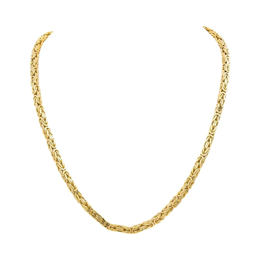 Maille necklace in yellow gold