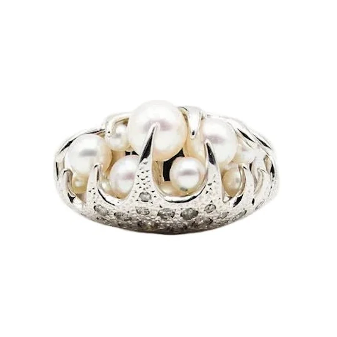 Ring TASAKI in white gold, pearls and diamonds