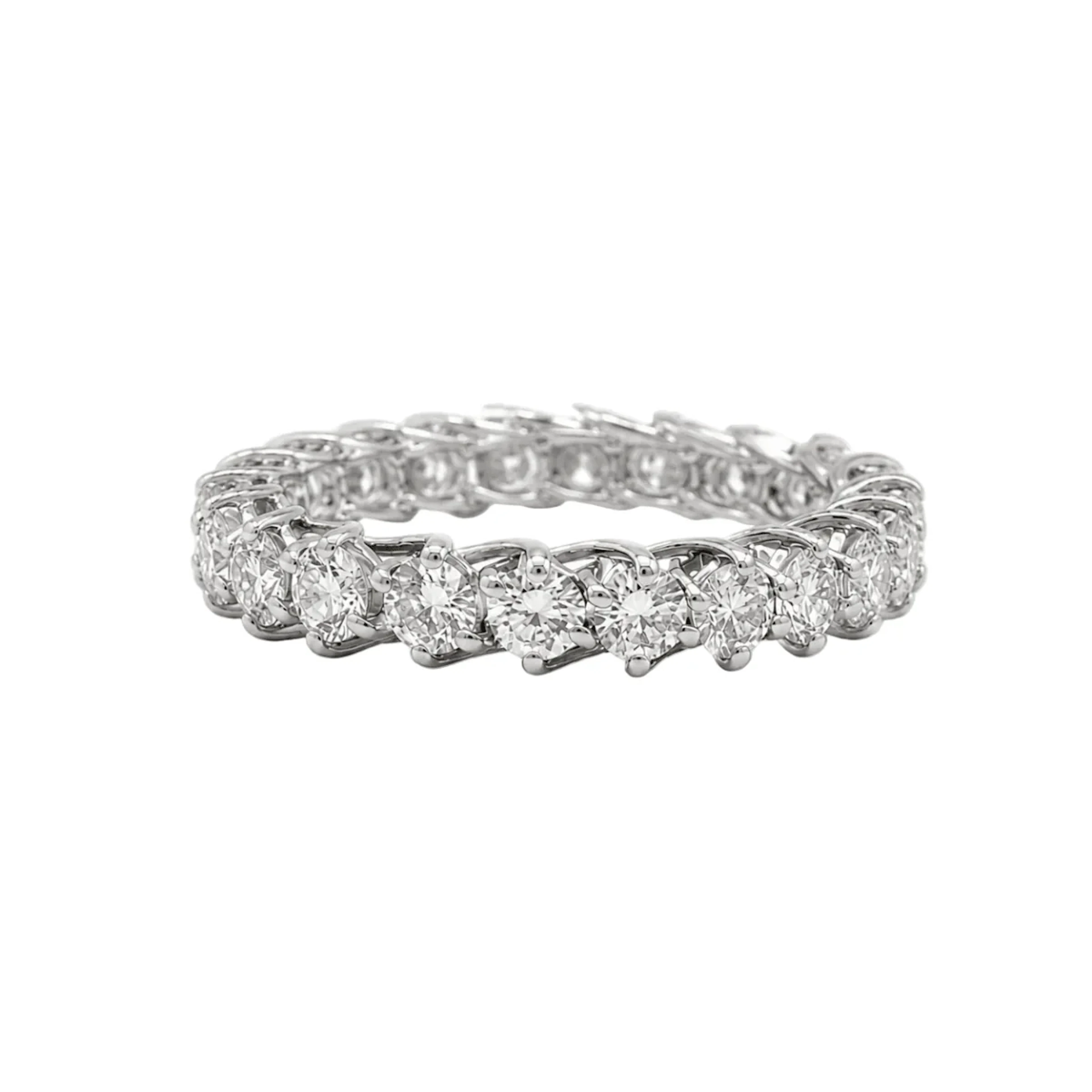 Bague Alliance en or blanc et diamants