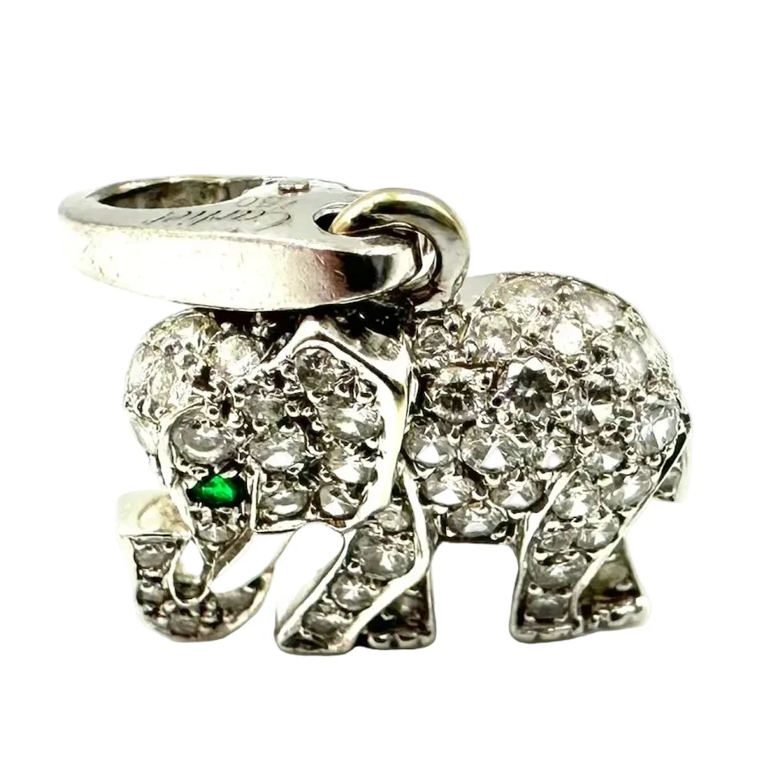 CARTIER Charm's Pendant in white gold and diamonds