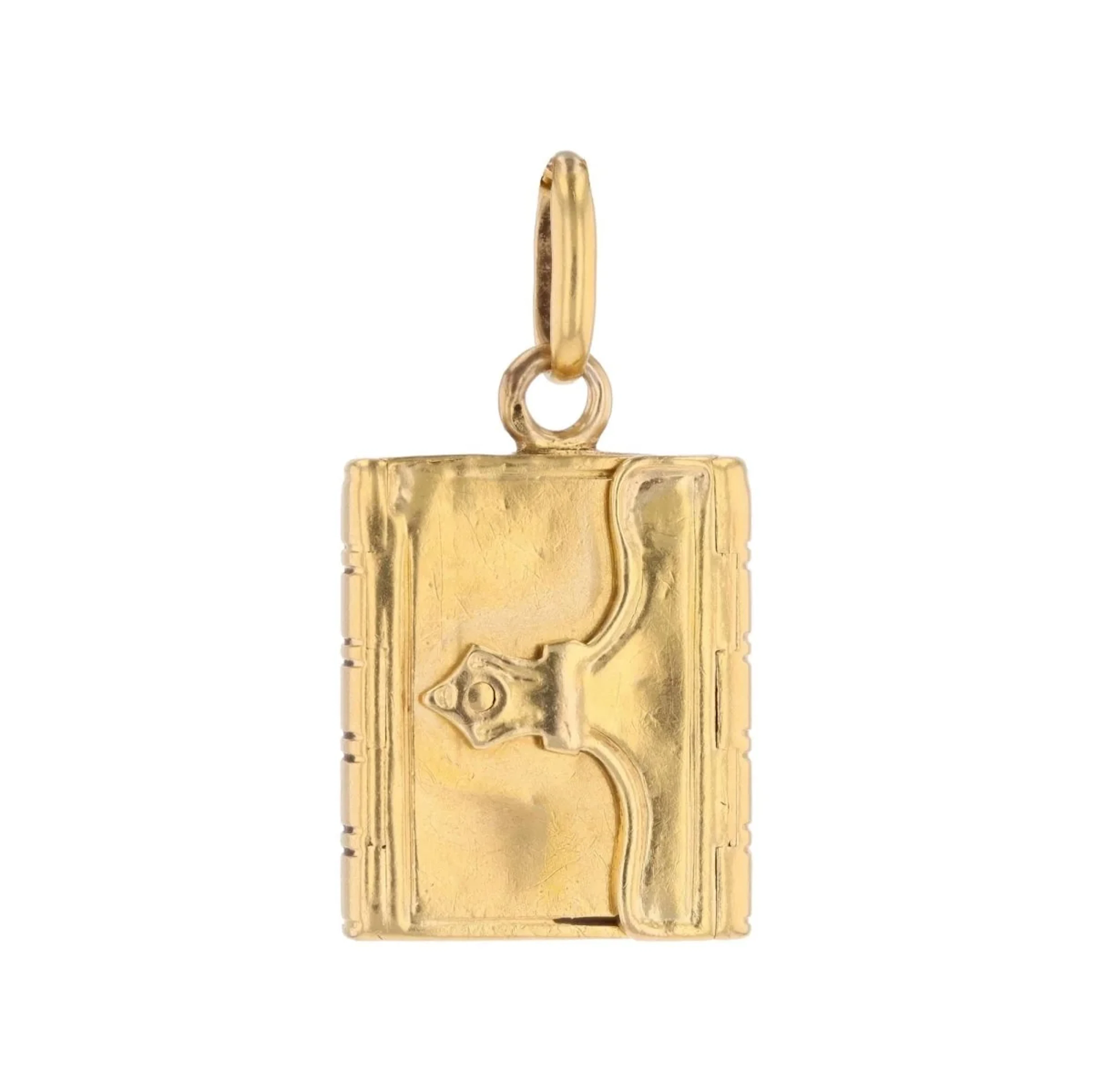 Yellow Gold Pendant