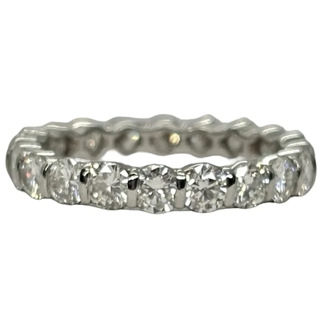 Bague Alliance en or blanc et diamants