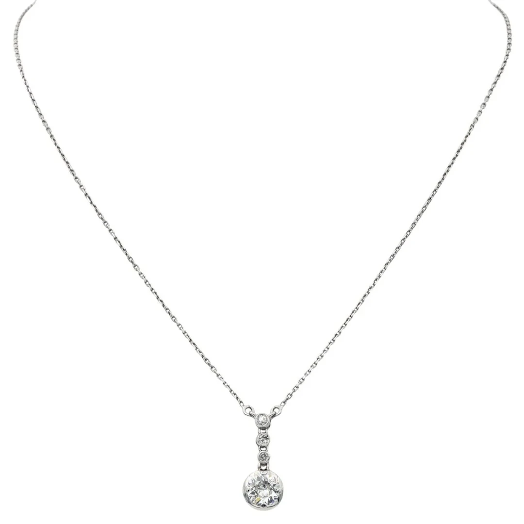 Necklace Pendant in white gold and diamonds