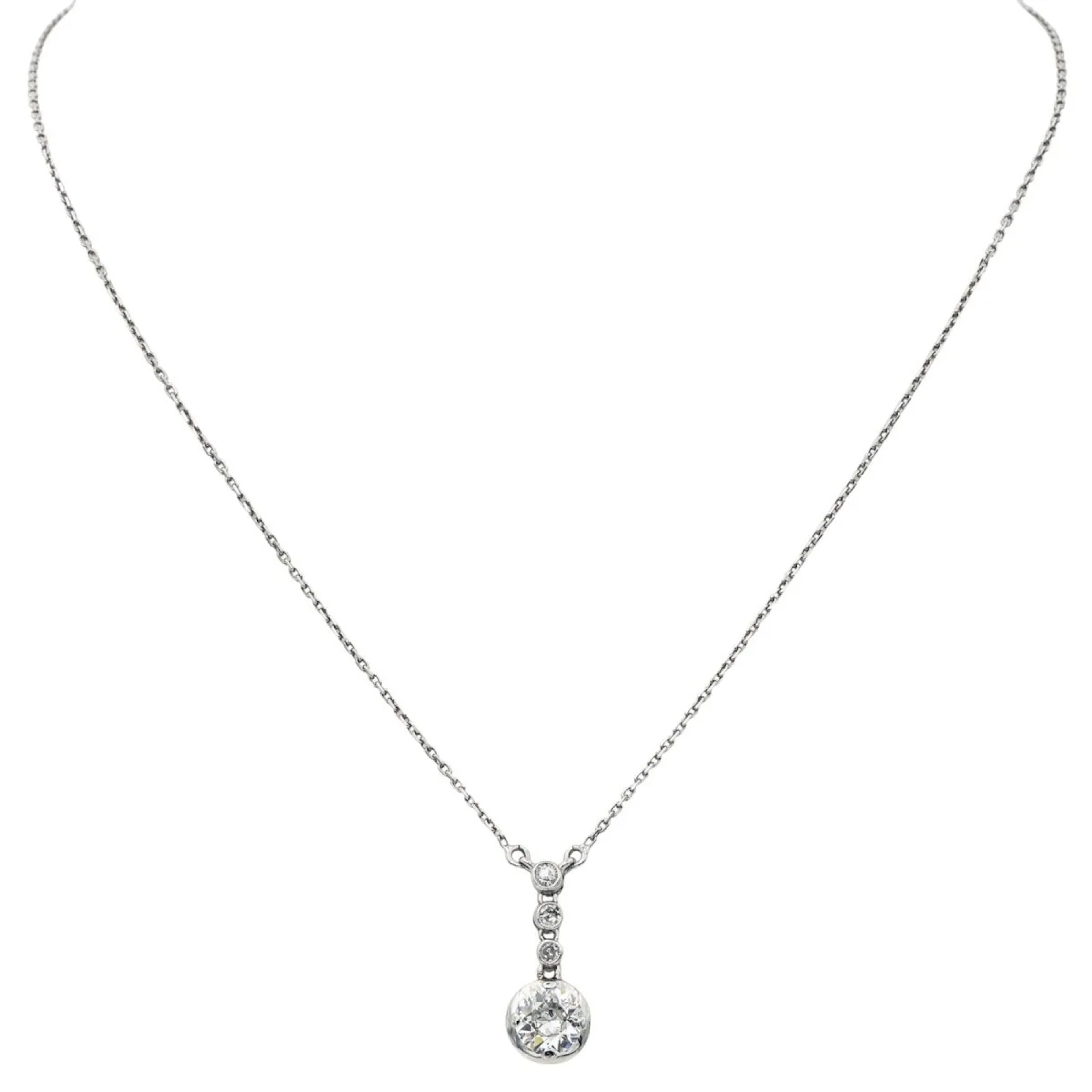 Necklace Pendant in white gold and diamonds