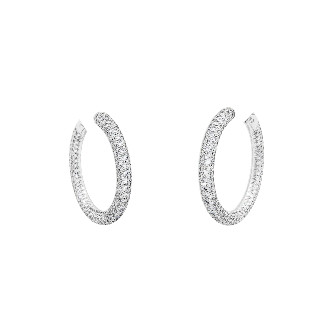 Boucles d'oreilles Créoles CHAUMET "Tube" en or blanc et diamants