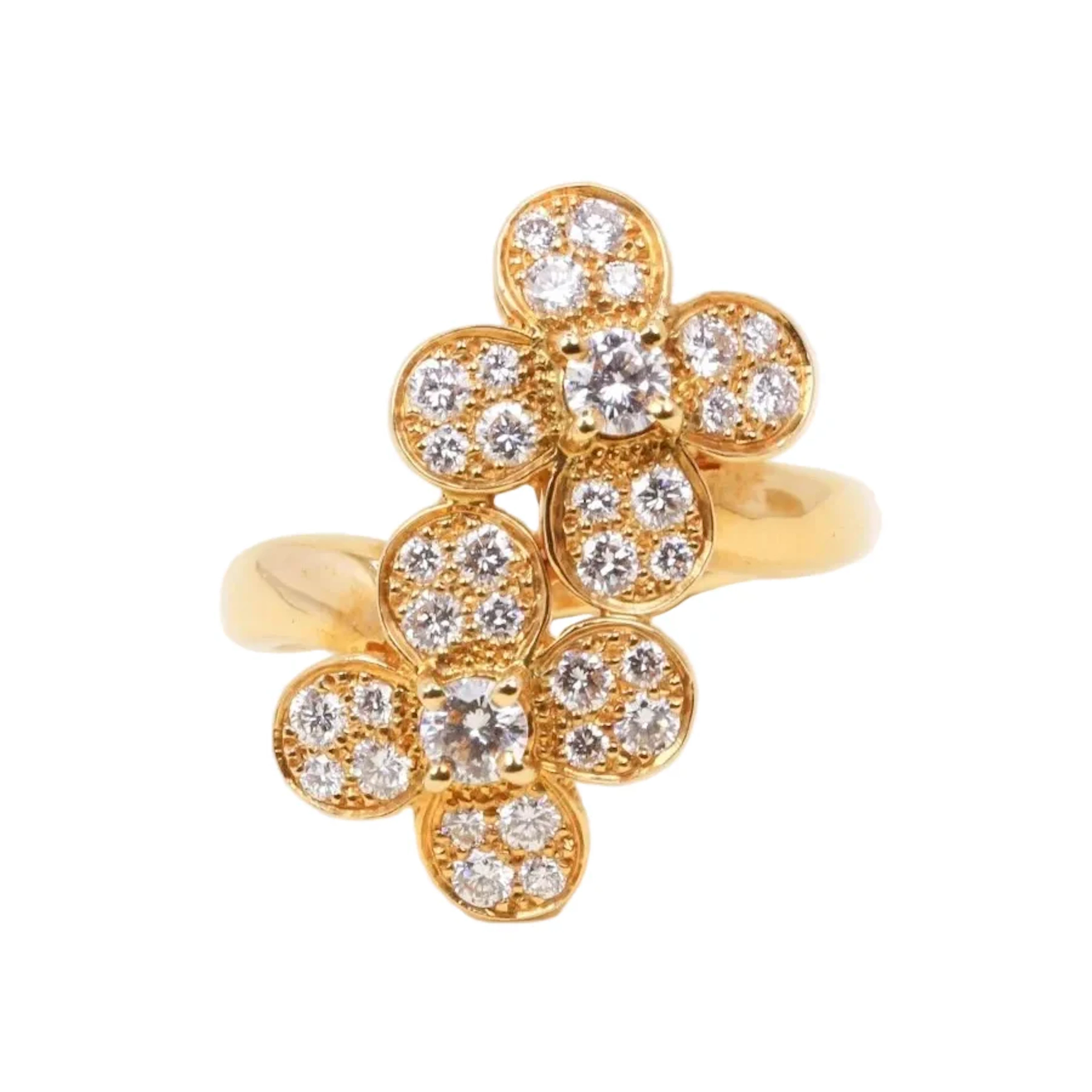 VAN CLEEF & ARPELS "Double Clover" Cocktail Ring in yellow gold and diamonds