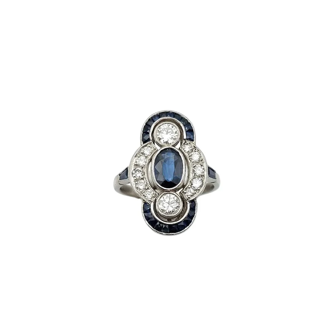 Ring Surroundings in paltinium, sapphire, diamonds